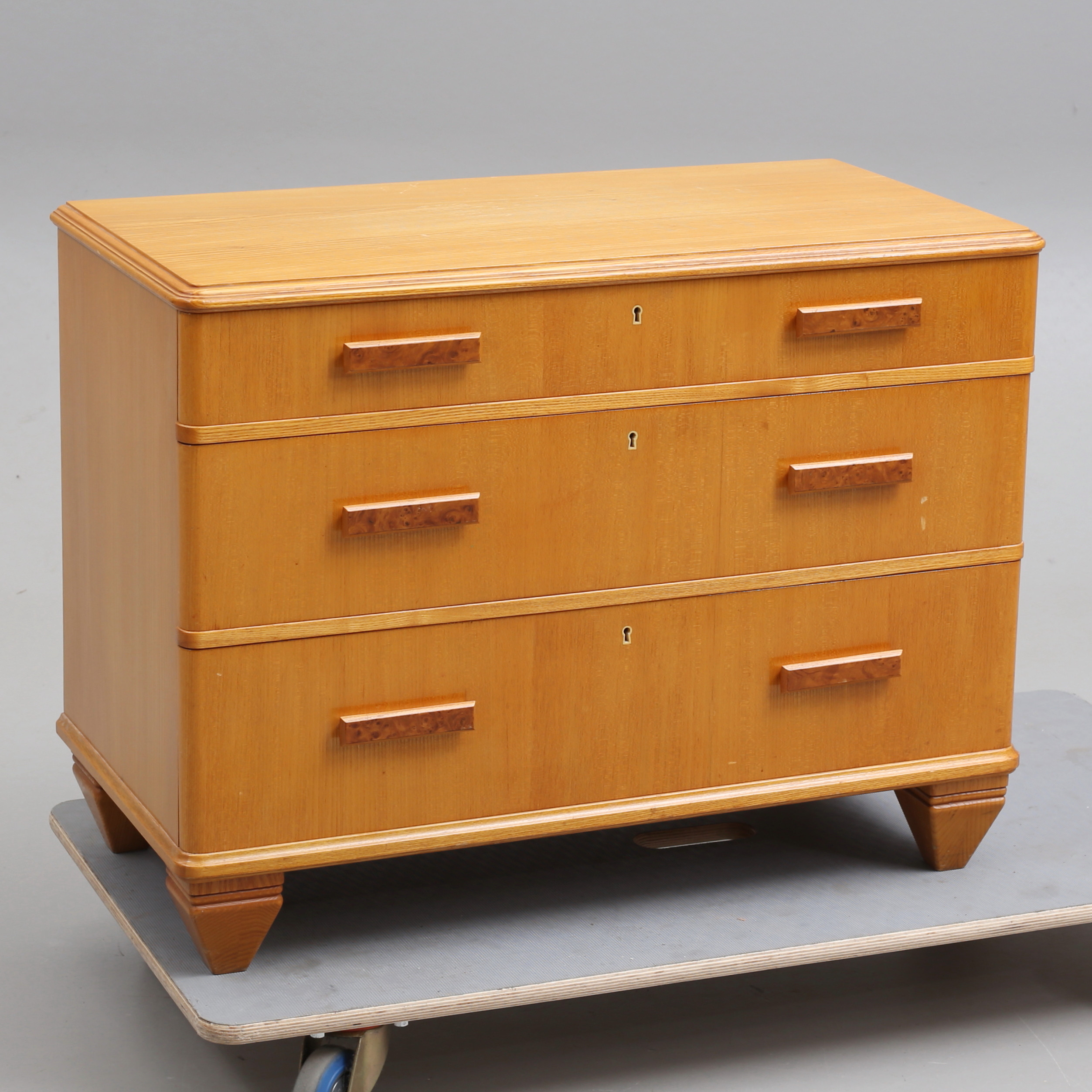 BYRÅ, funkis, björk, 1940-tal.