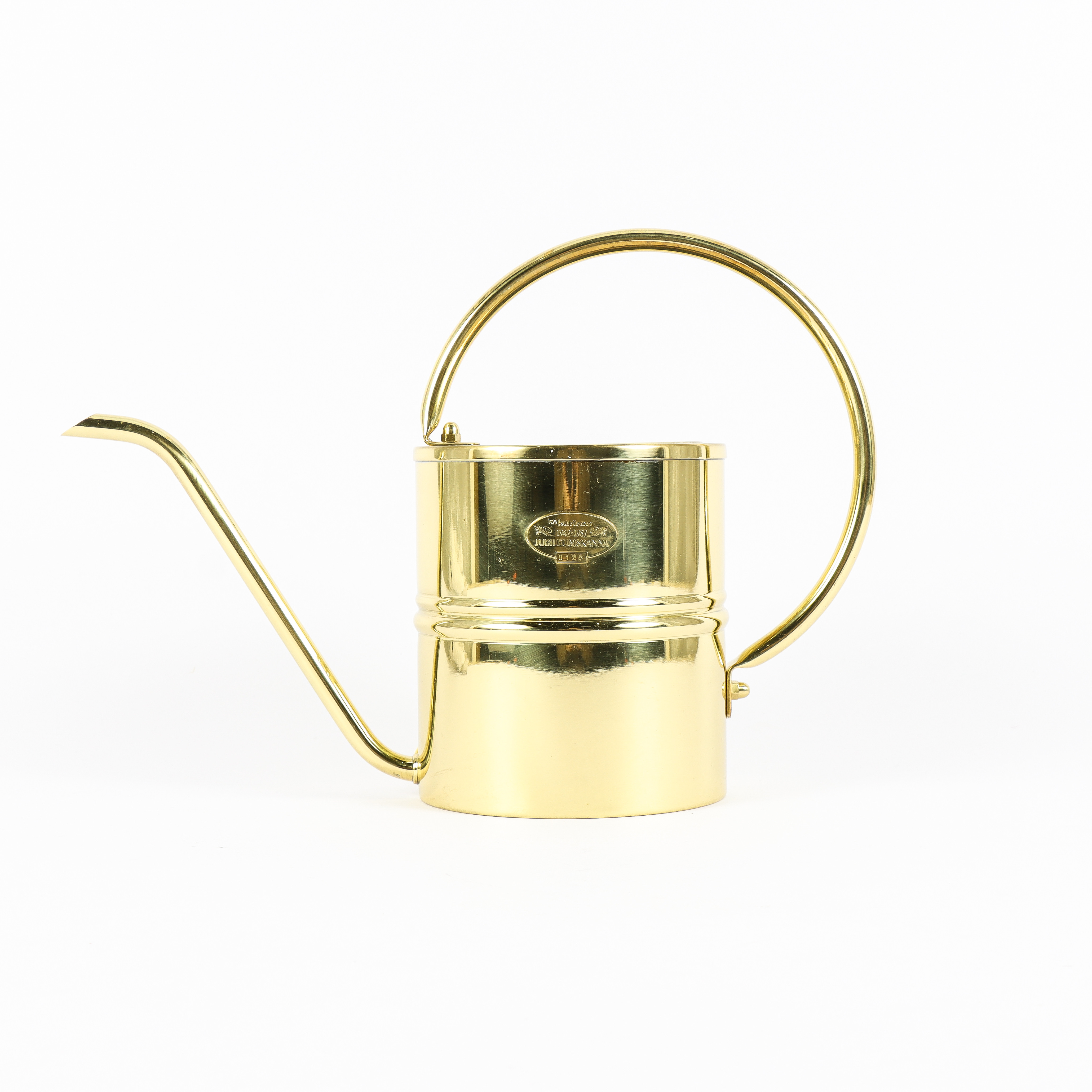 VATTENKANNA mässing, ICA-kurirens jubileumskanna.