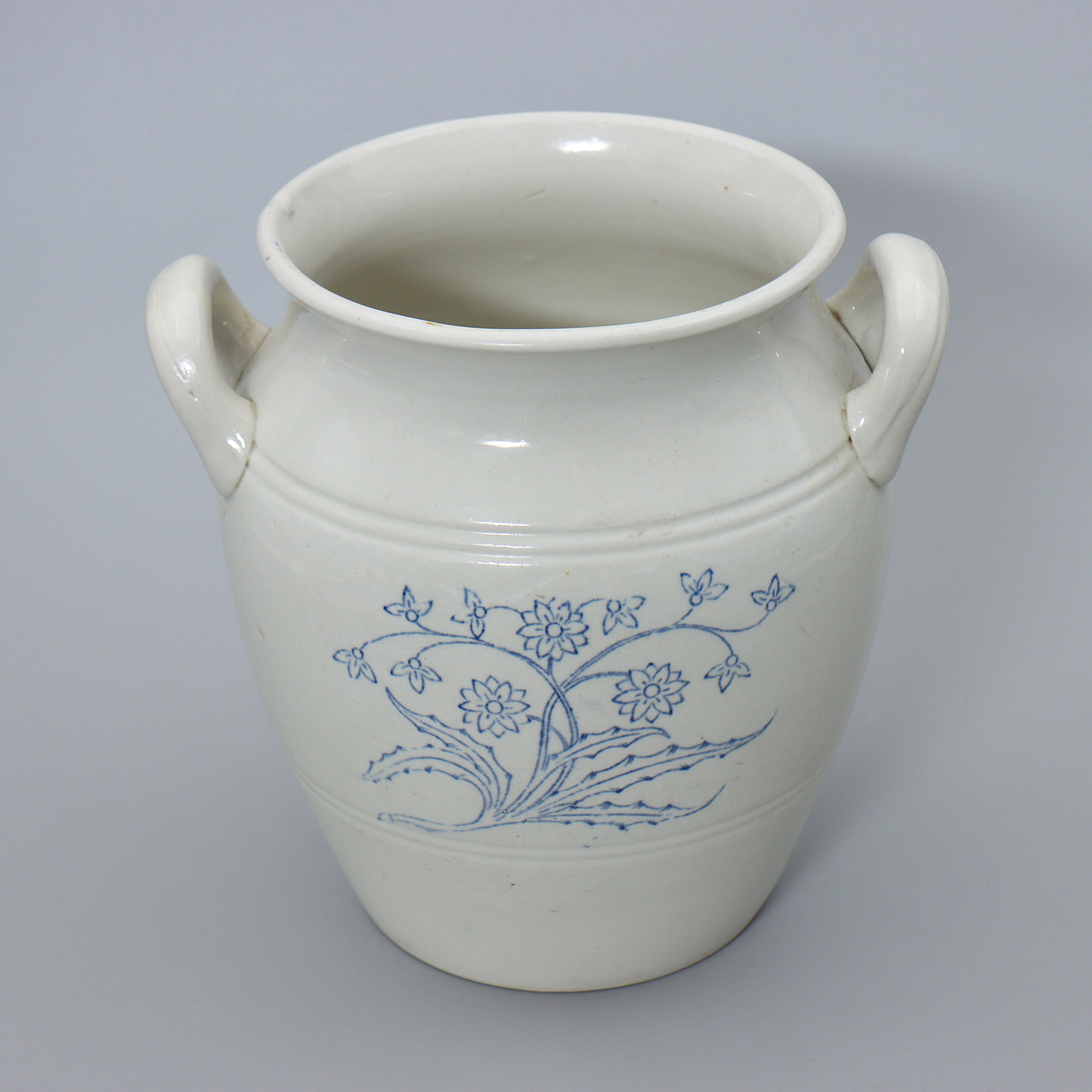 BLÅVITT KRUS, GUSTAFSBERG, STENMASSA, CA 1900.