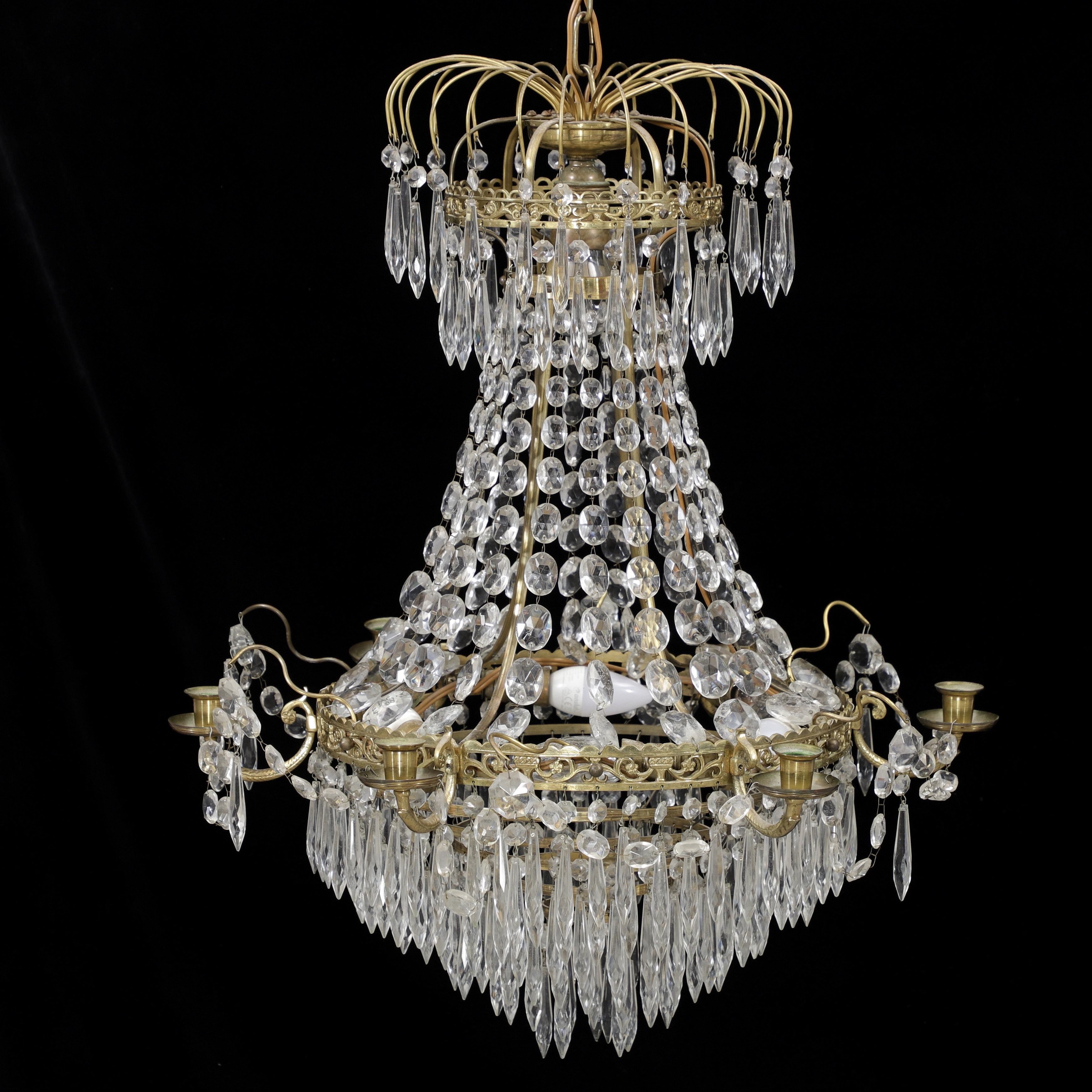 LJUSKRONA, empirestil, 1900-talets första hälft, höjd exklusive kedja 65 cm.