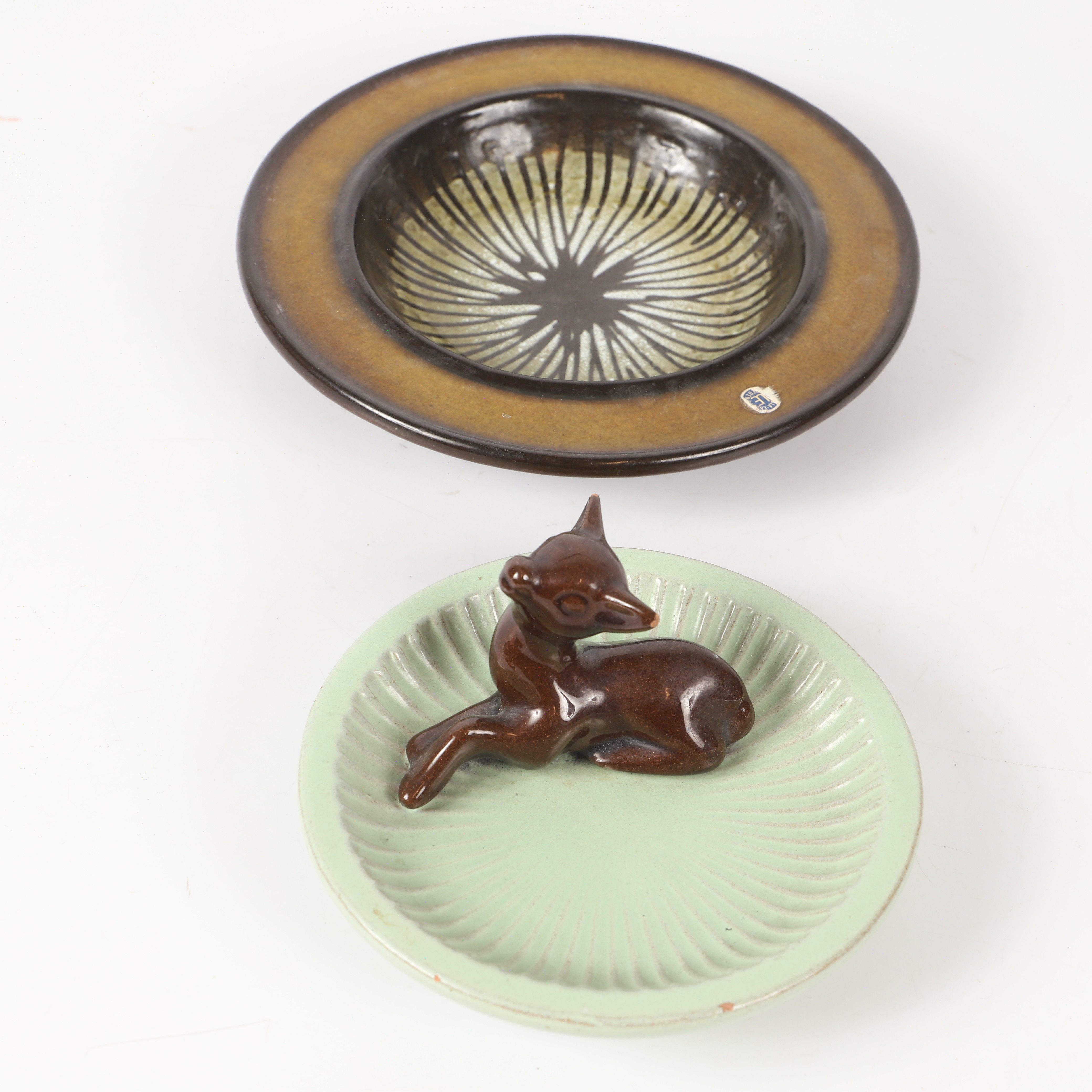 SKÅLFAT, 2 stycken, glaserad keramik, bl. a. Mari Simmulson, Upsala-Ekeby.