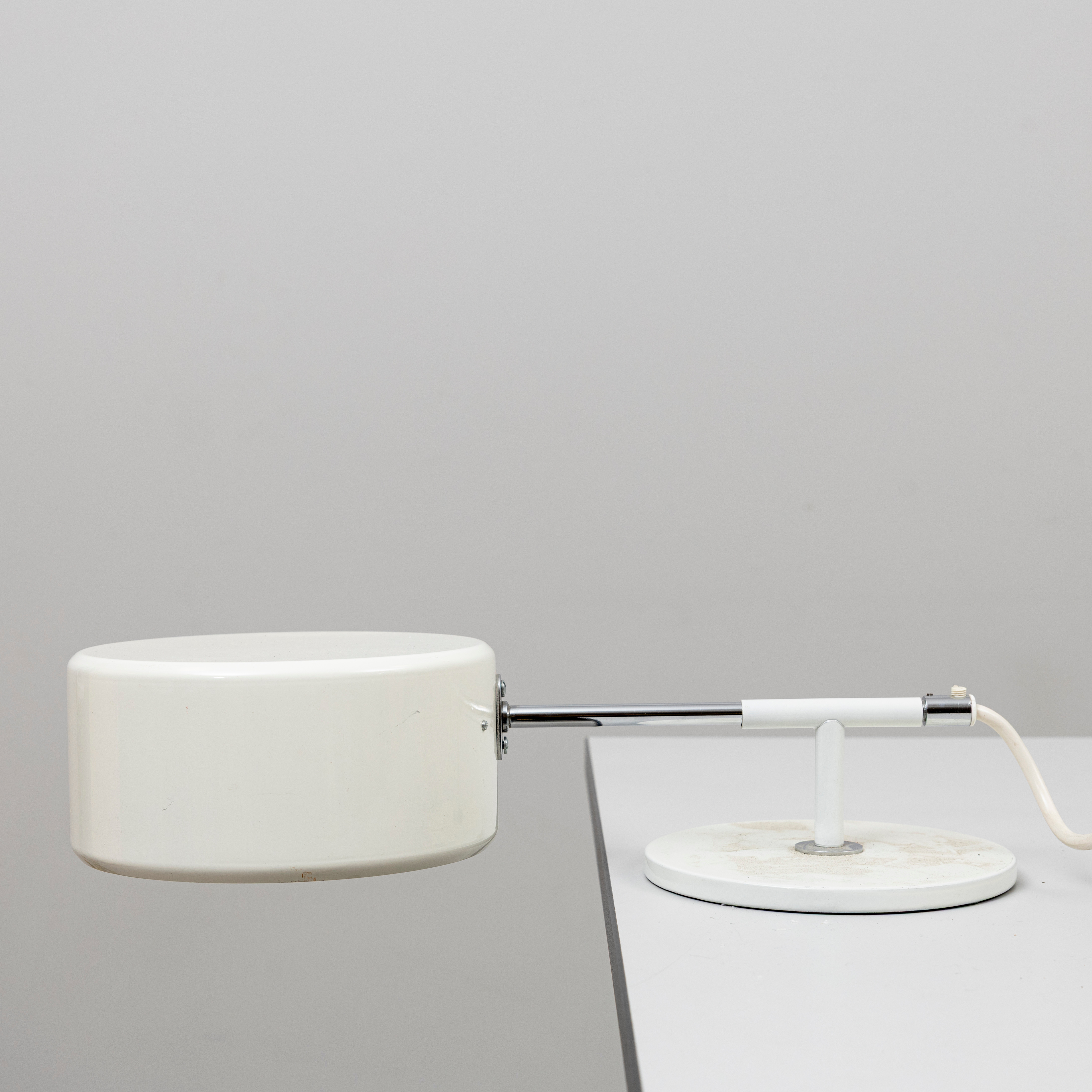 ANDERS PEHRSON. Bokhyllelampa, "Simris/ Olympia", Ateljé Lyktan, formgiven 1964.