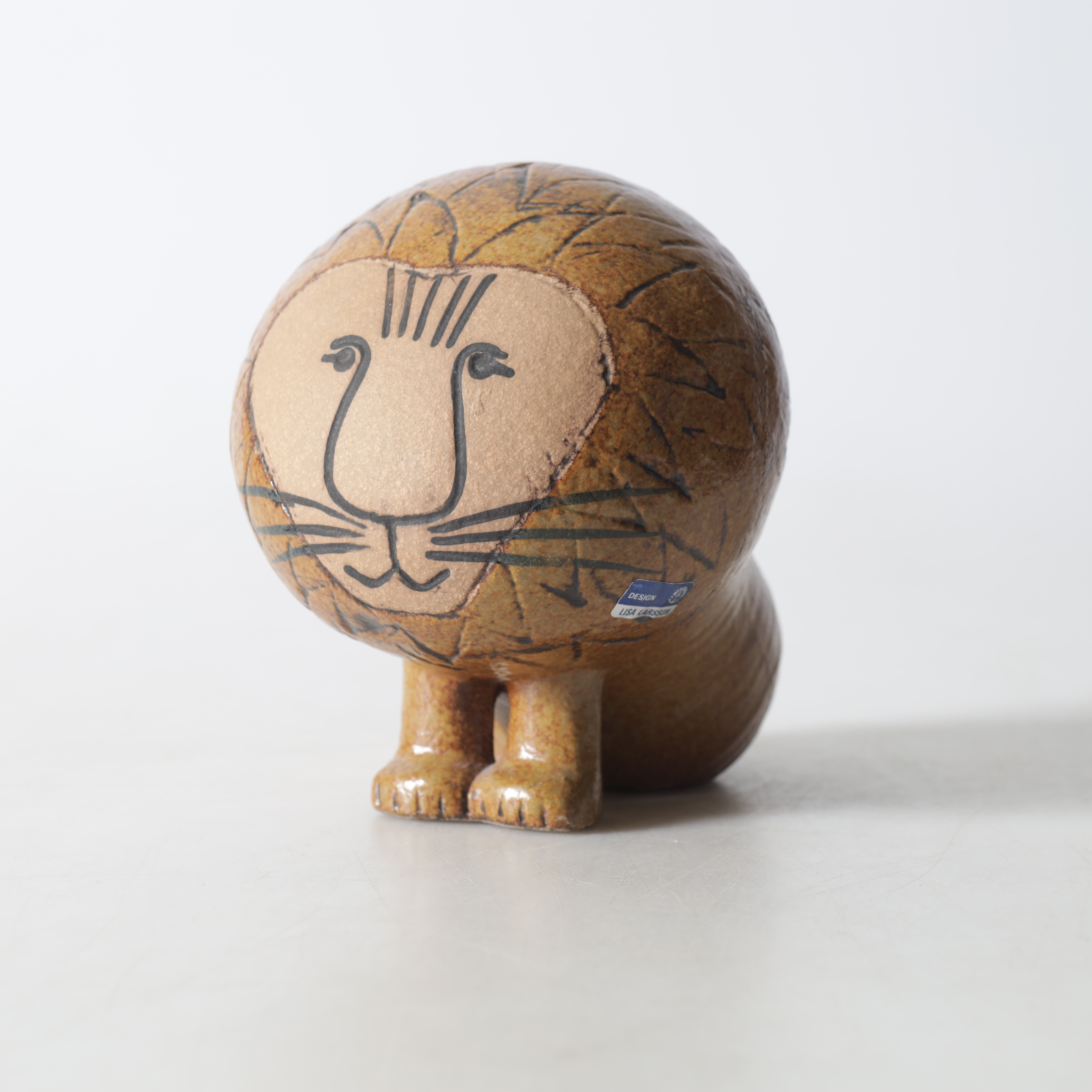 LISA LARSON. Figurin, stengods, "Lejon midi" ur serien "Afrika", Gustavsberg.