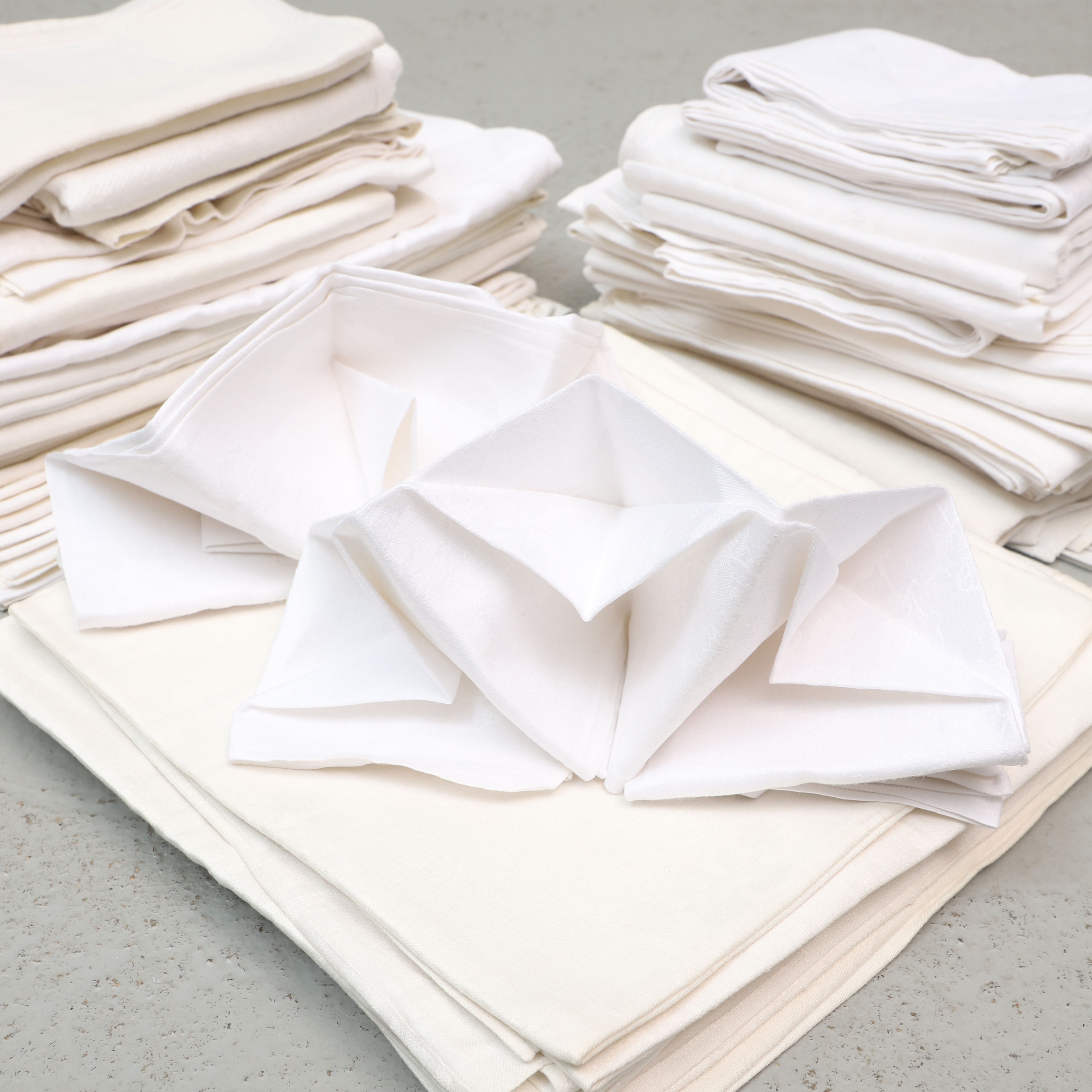 SERVETTER, 54 st, linne & bomull, 1900-tal.