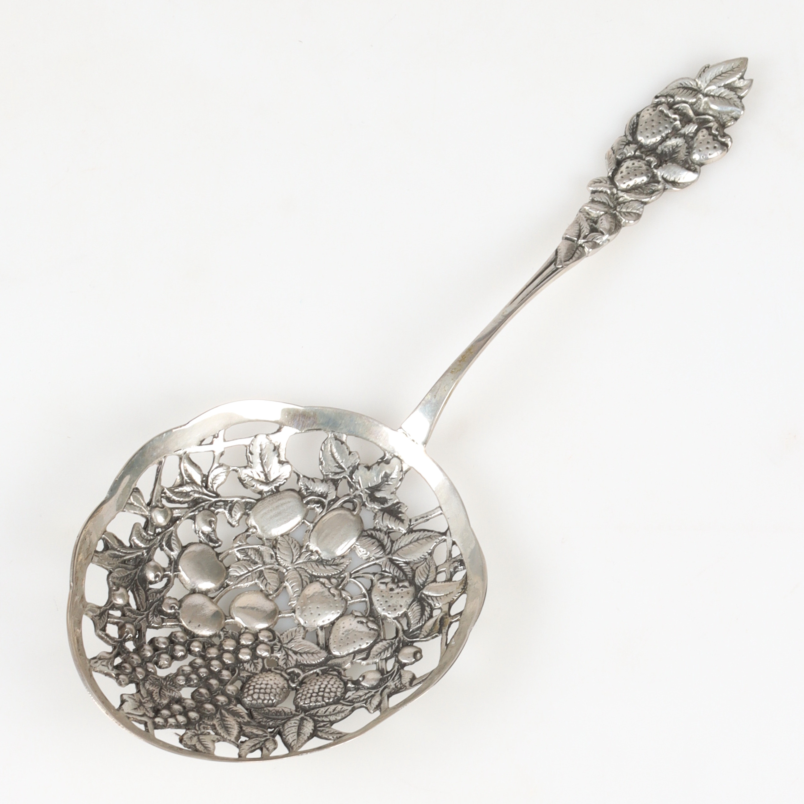 SERVERINGSSKED, silver, JL Hultman/Stiltenn Sven Carlsson, Stockholm, 1962.