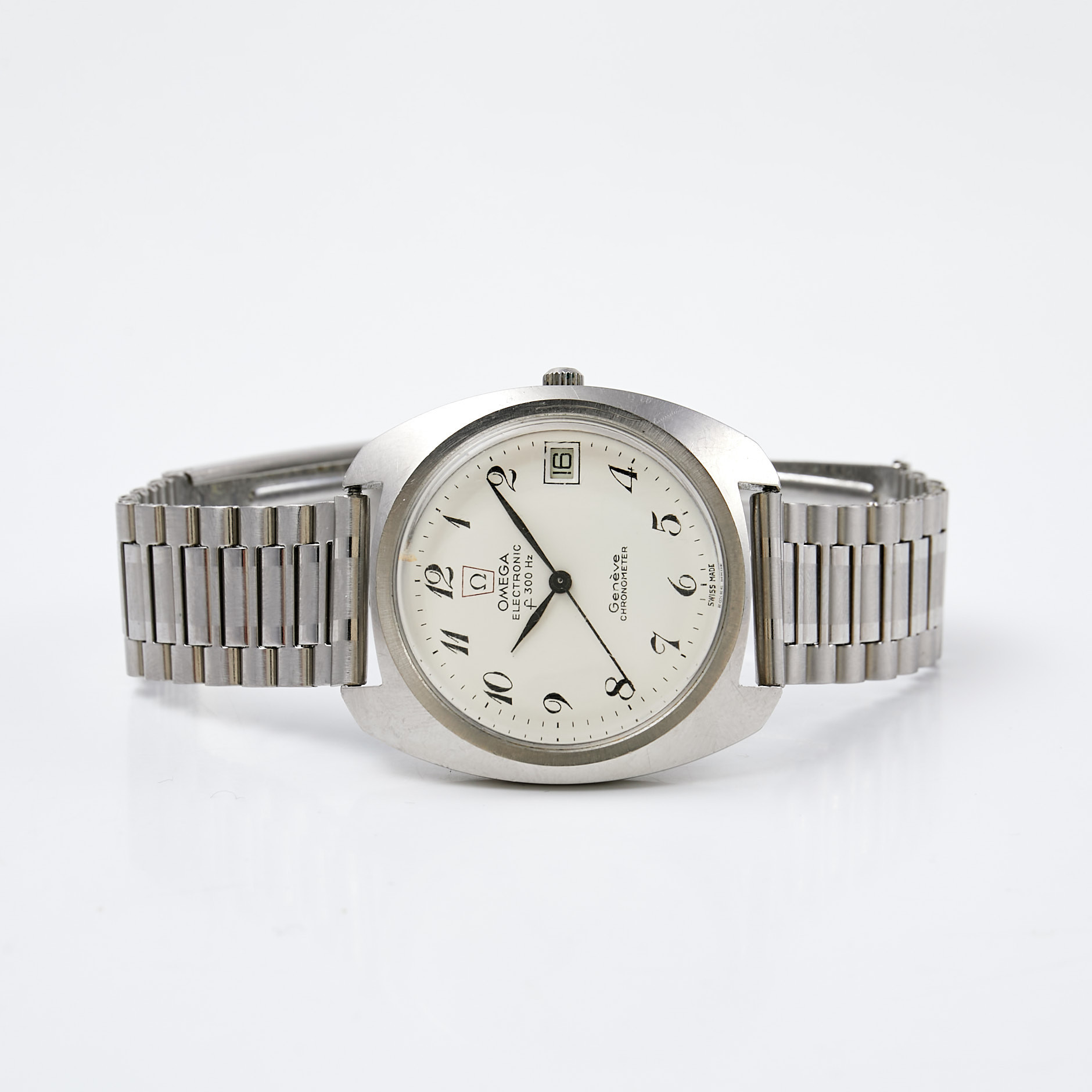 OMEGA, Electronic f 300 Hz Genéve Chronometer, (Swiss Made), ca 37x37 (42) mm, stål, ca 1973.