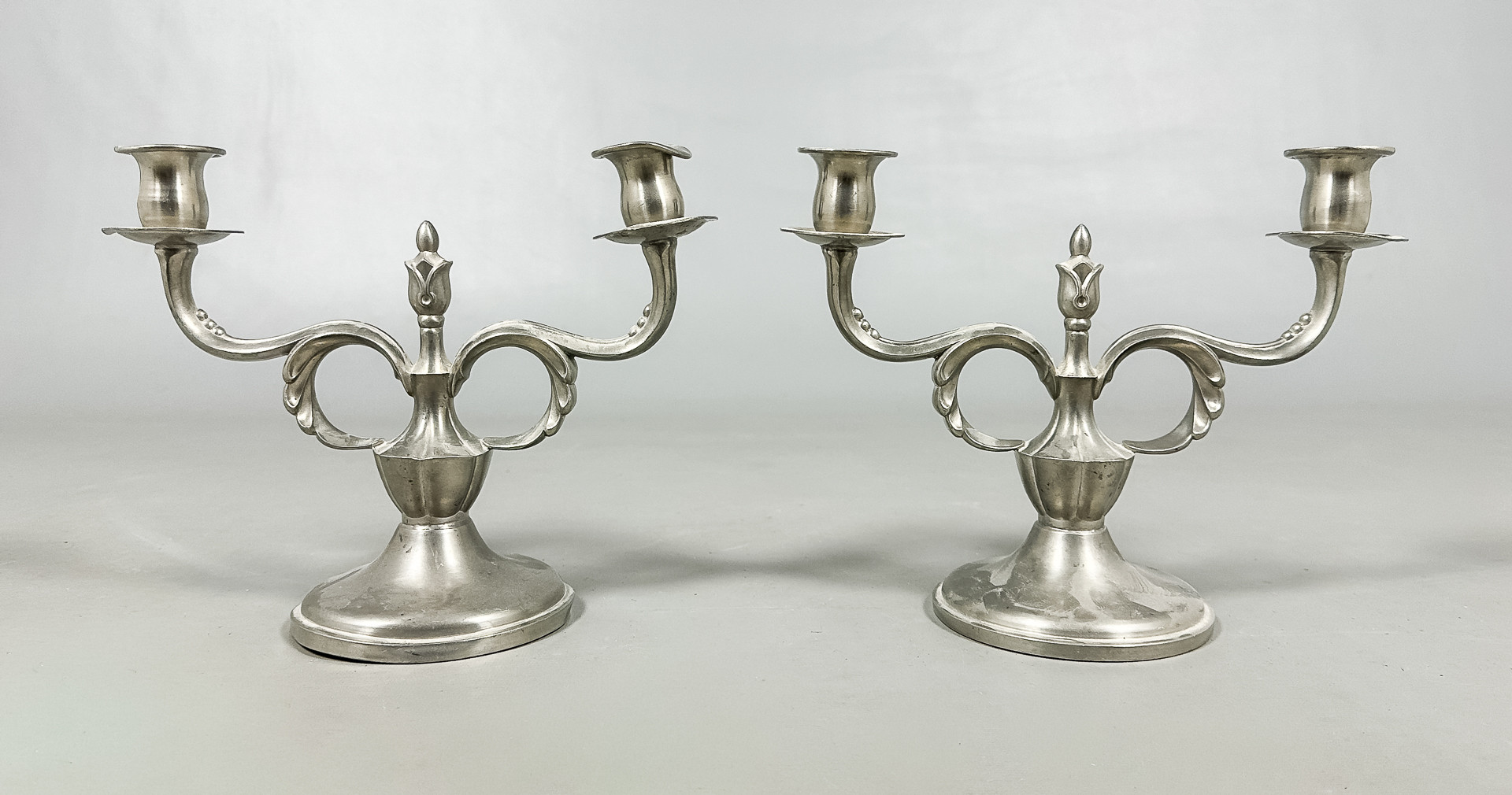 KANDELABRAR, ett par, tenn, Svenskt Tenn, 1930-tal.