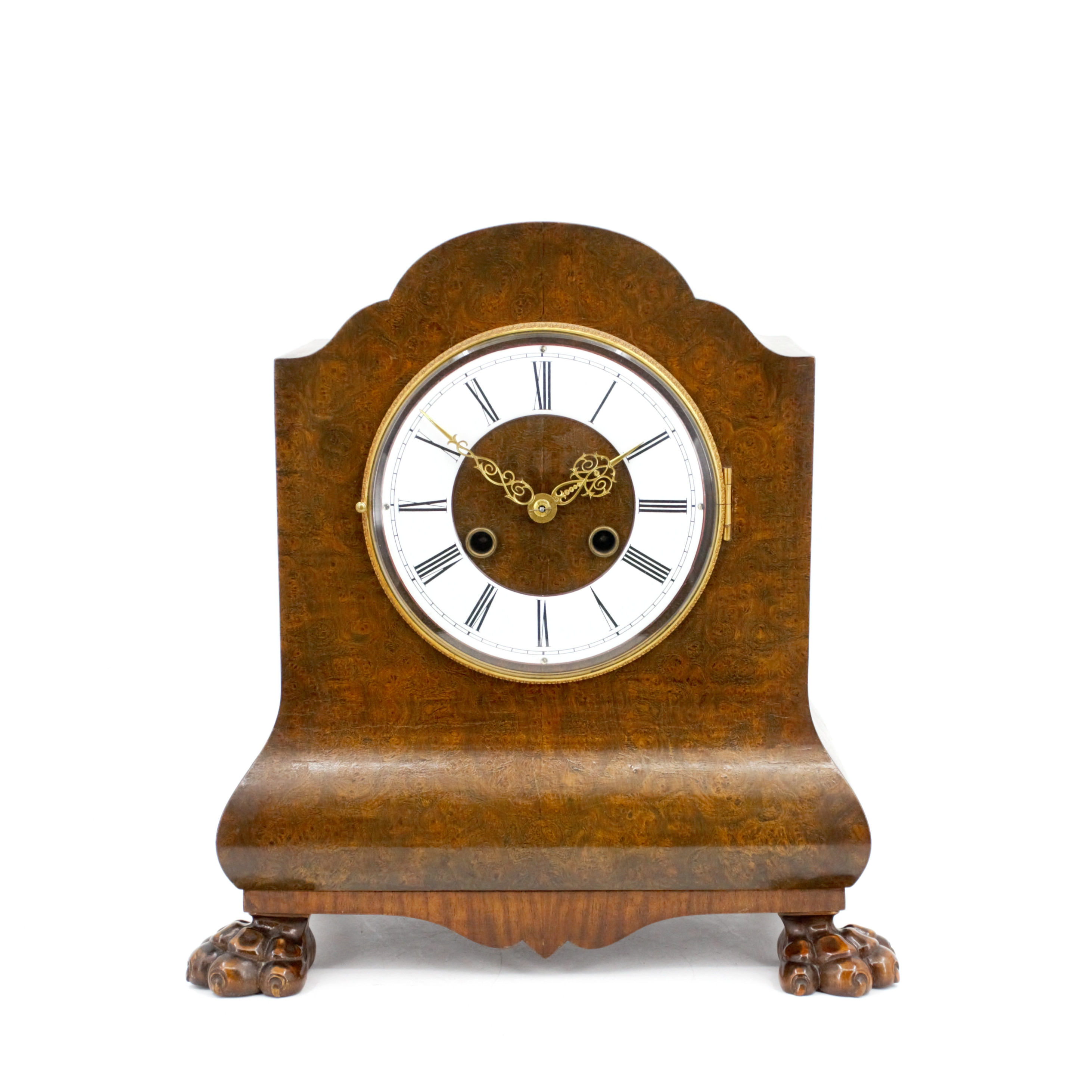 BORDSUR, bonad björkfanér, romerska siffror, 1900-talets första hälft.