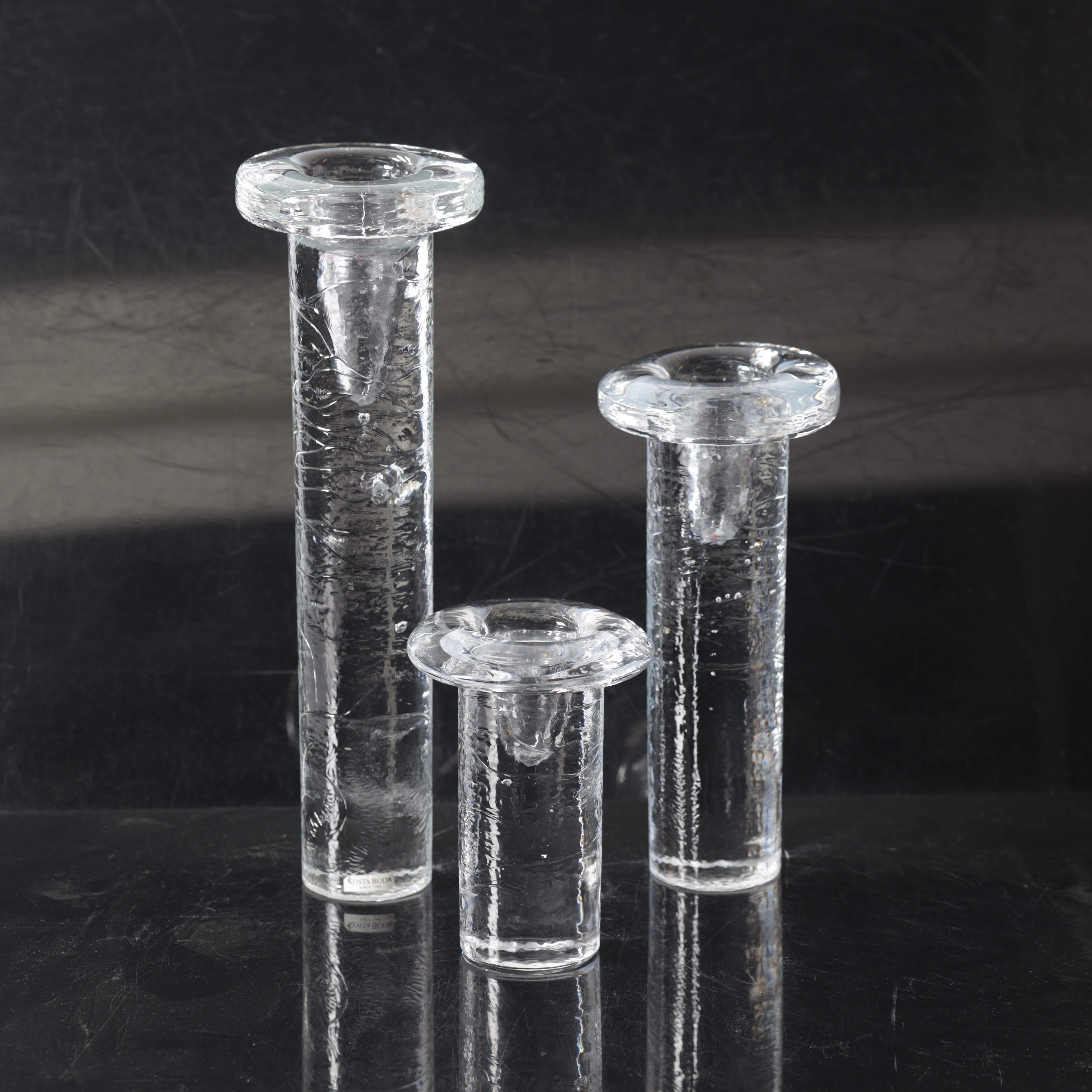 KJELL ENGMAN. Ljusstakar, 3 st. Glas, "Cool", Kosta Boda.