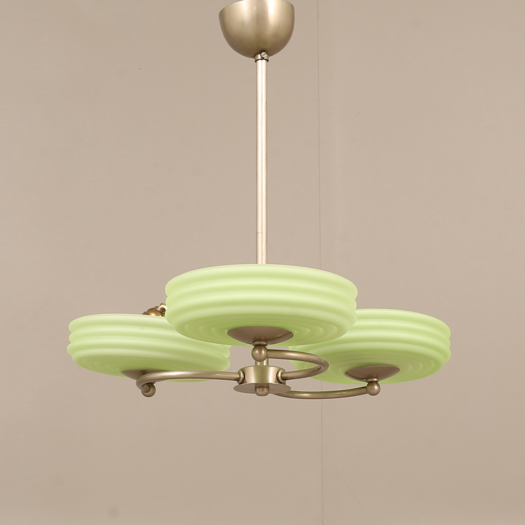 TAKLAMPA, metall och glas, 1900-tal.