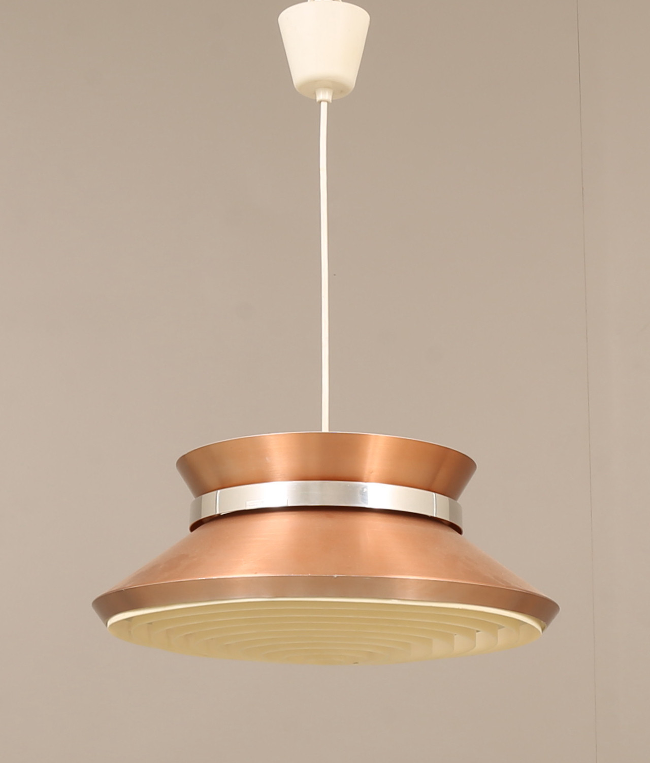 TAKLAMPA, metall, design Carl Thore, 1900-talets andra hälft.