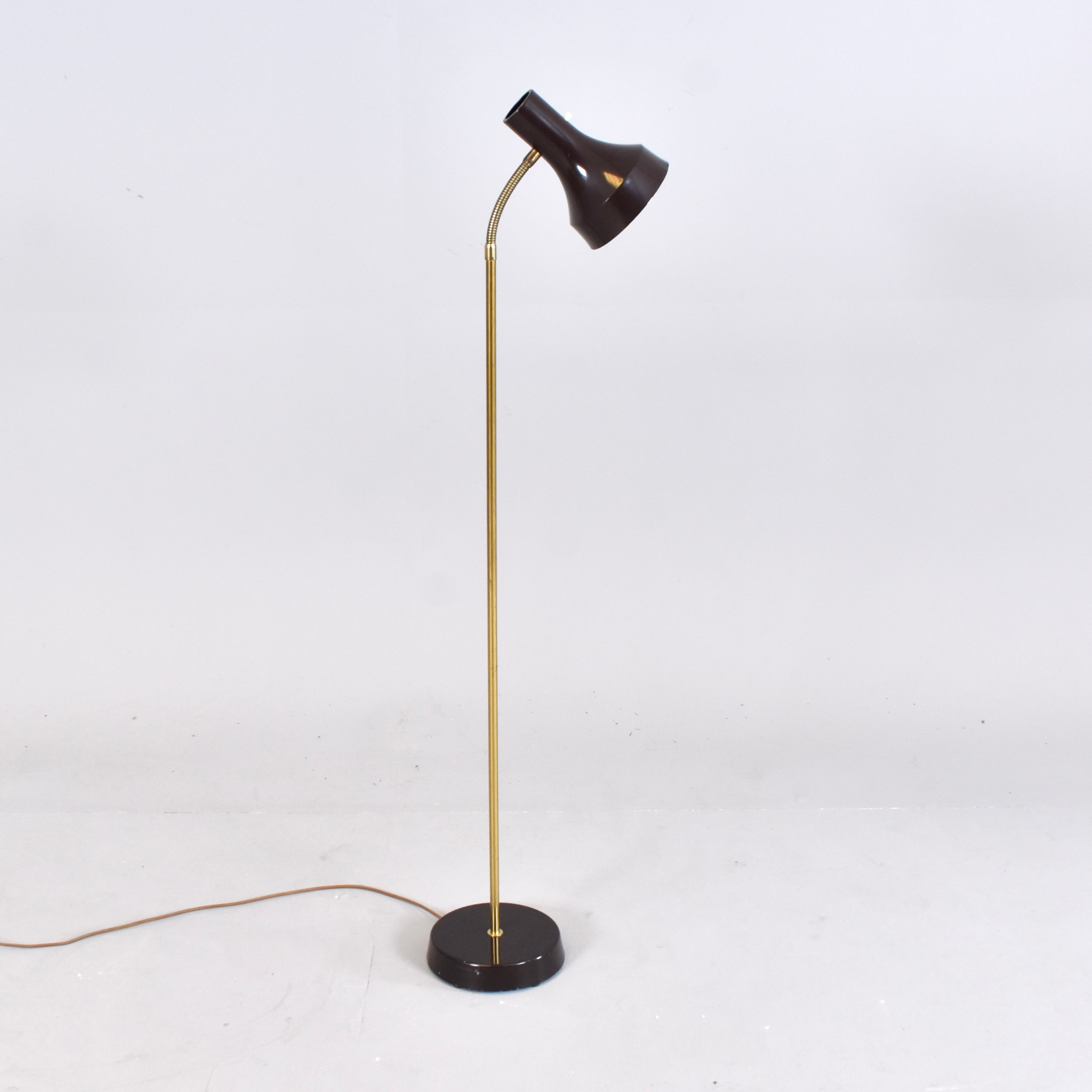 GOLVLAMPA, MAE, Eskilstuna, 1900-talets andra hälft.