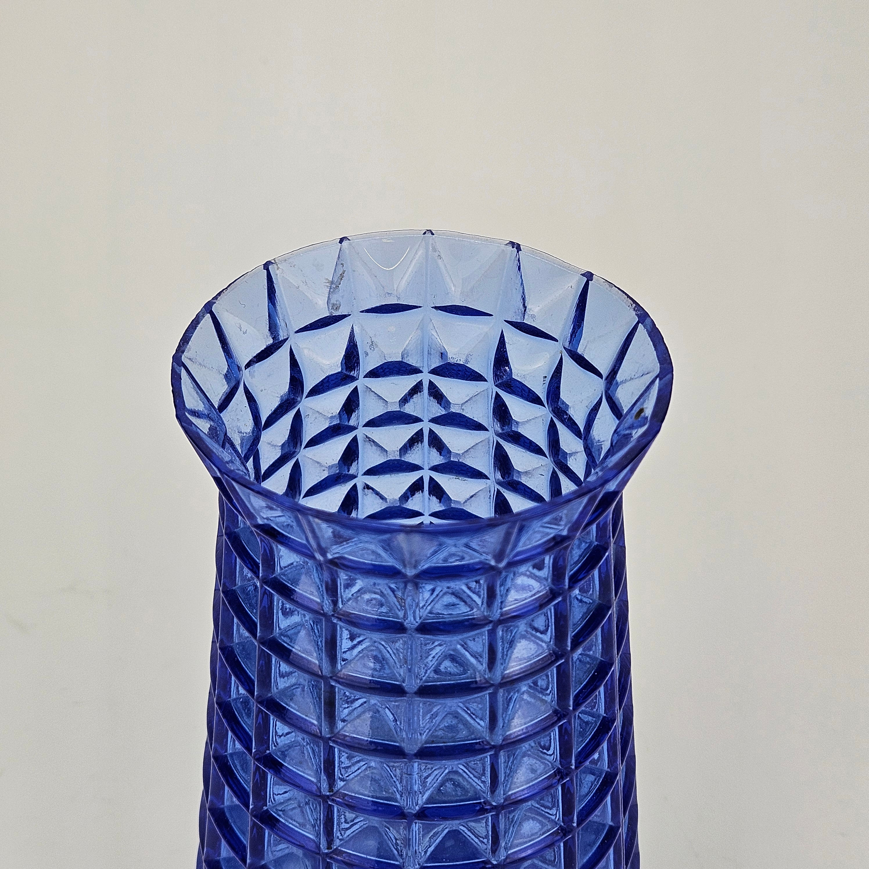 PAUL KEDELV. Vas, glas, så kallad våfffelvas, Reijmyre.