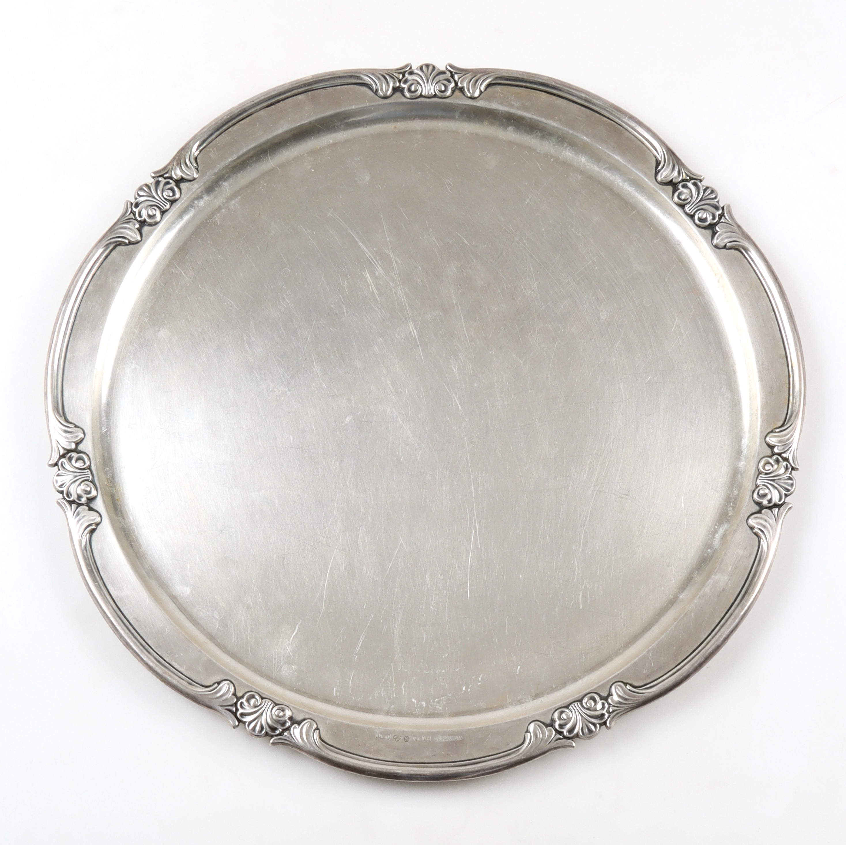 BRICKA, silver, Bransch Oscar L. Oscar L Olausson, 1951. Vikt 1130 gram.