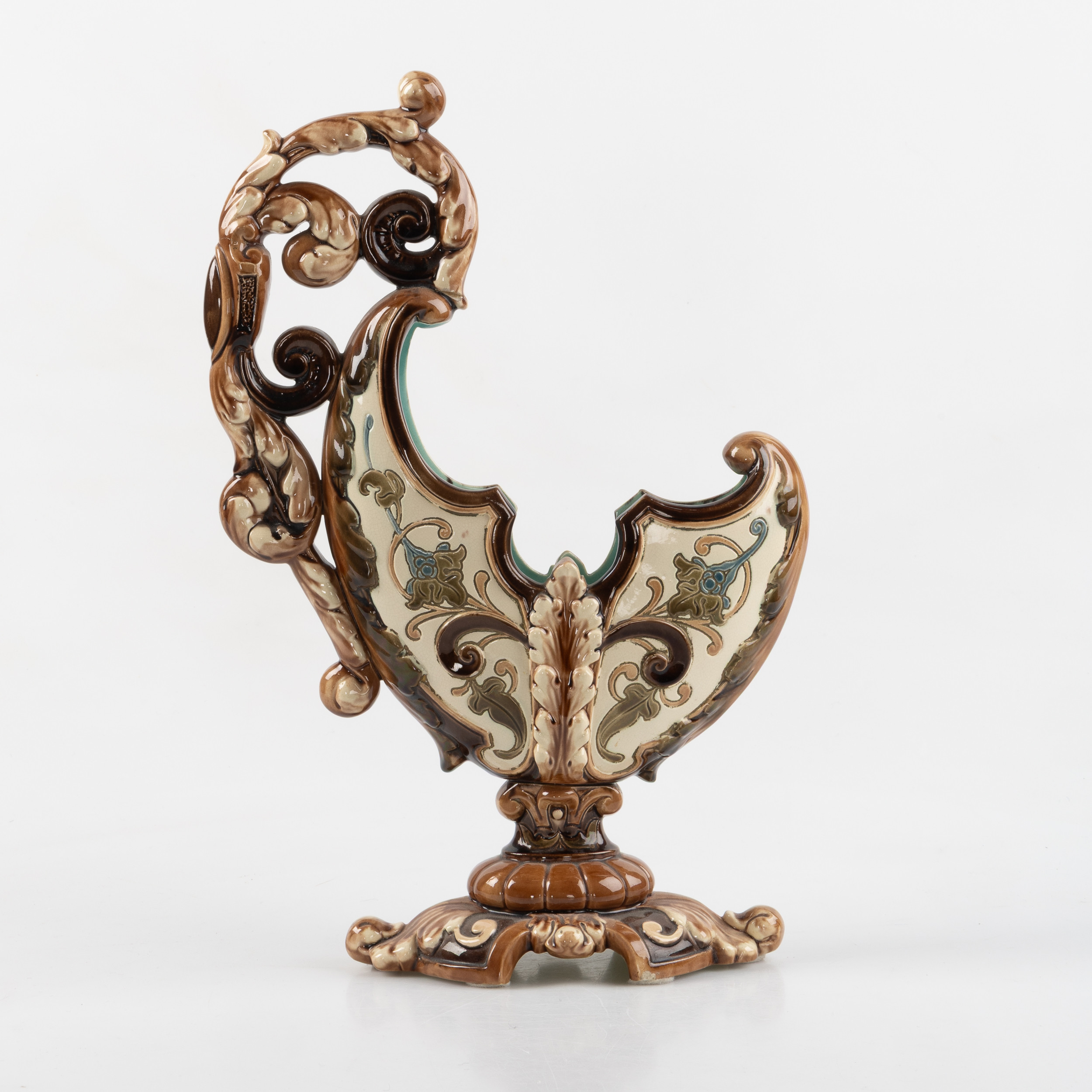 VAS/SKÅL, majolika, nyrenässans, troligen Tyskland, 1800-talets slut, glaserat flintgods.