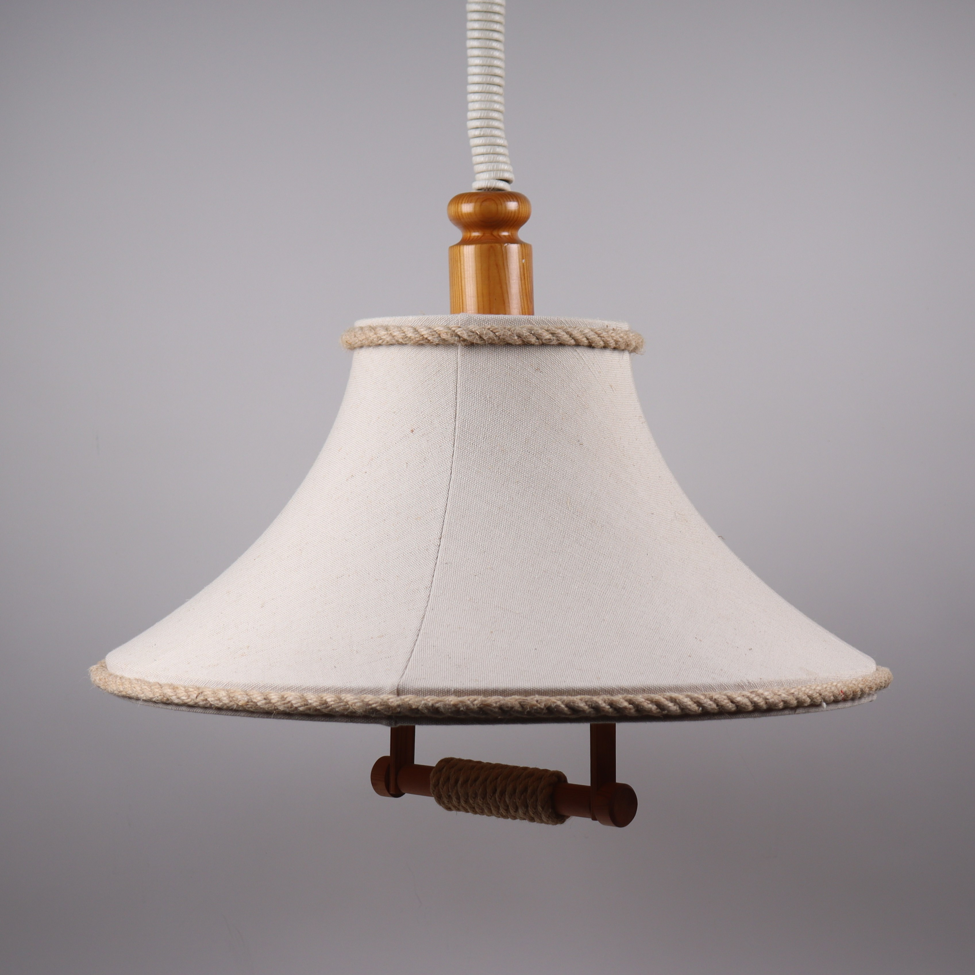 TAKLAMPA, furu/canvas/glas, 1900-talets andra hälft.