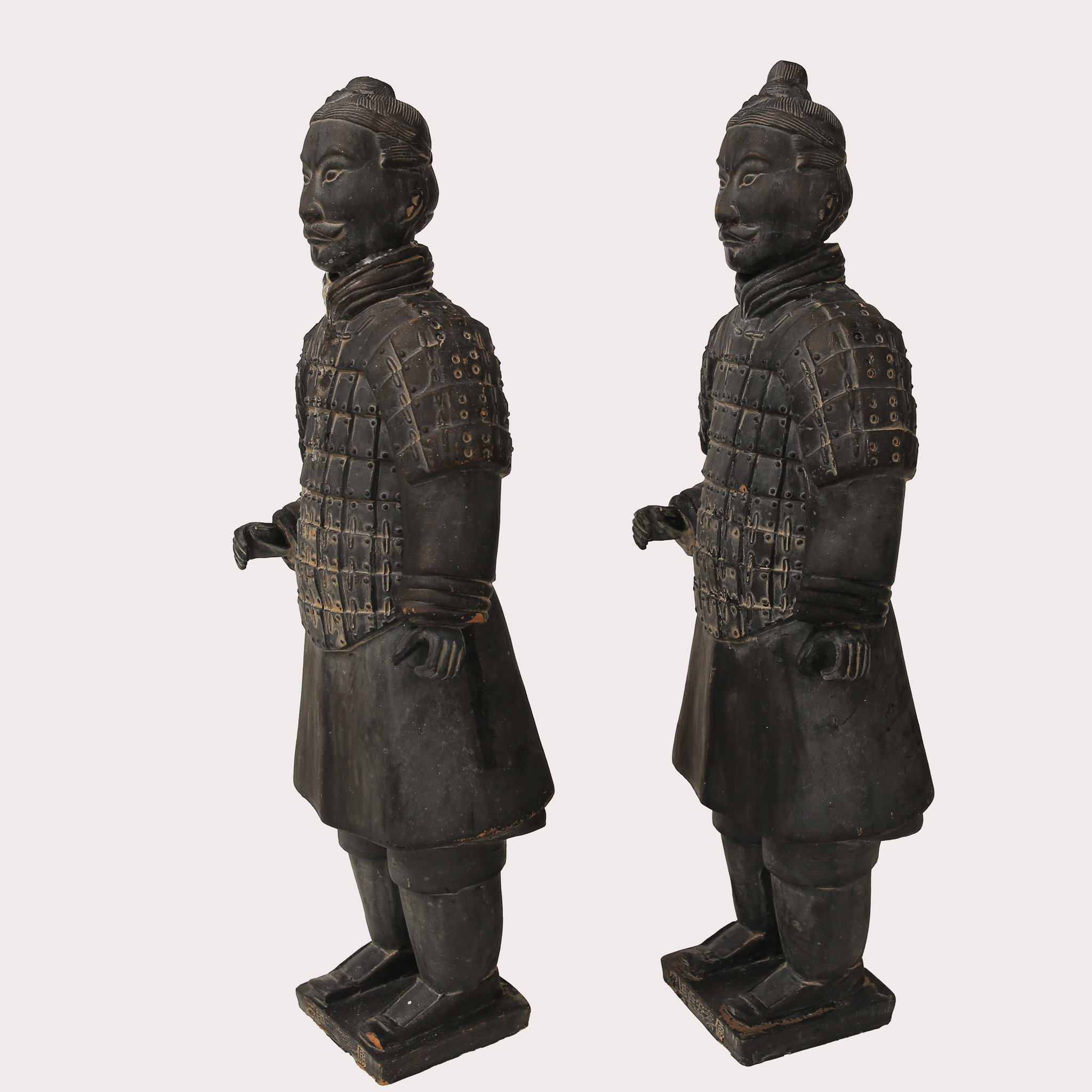 KRIGARE, ett par., keramik, efter original, från Qin Shi Huangdis gravområde i Kina. Modern tillverkning.