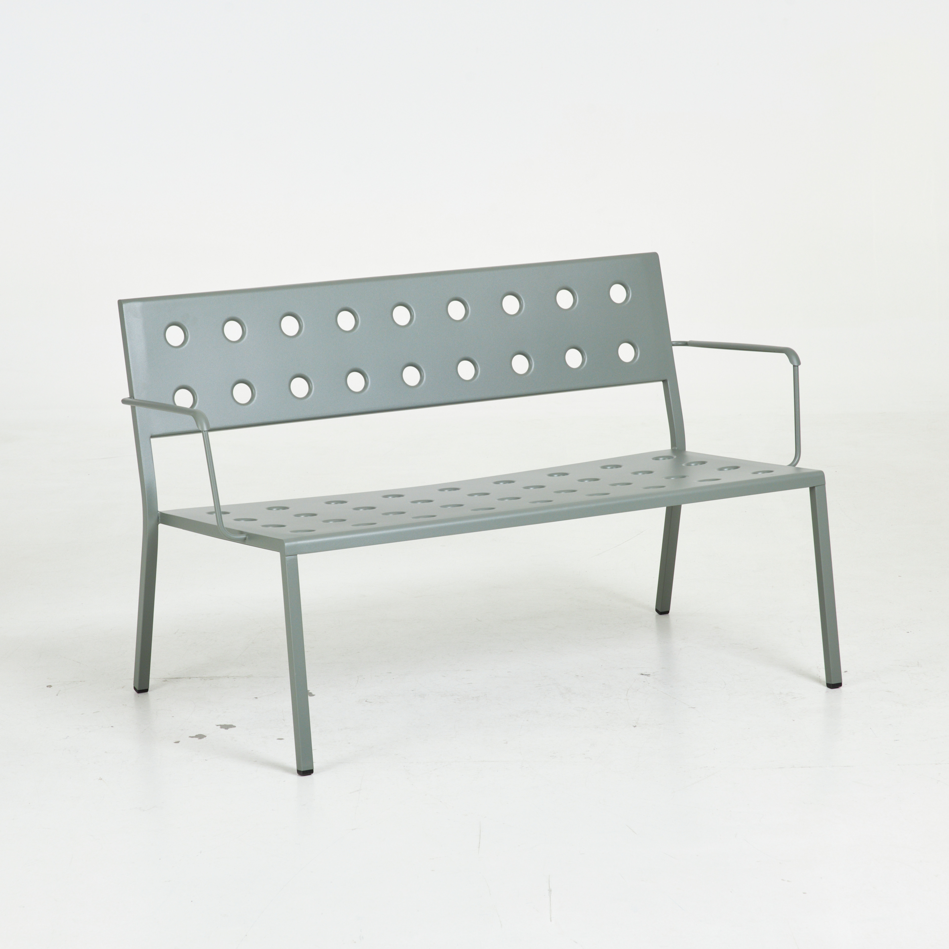 RONAN & ERWAN BOUROULLEC. Soffa, "Balcony Lounge", lackerat stål, i färgen Desert Green, för Hay, samtida tillverkning.