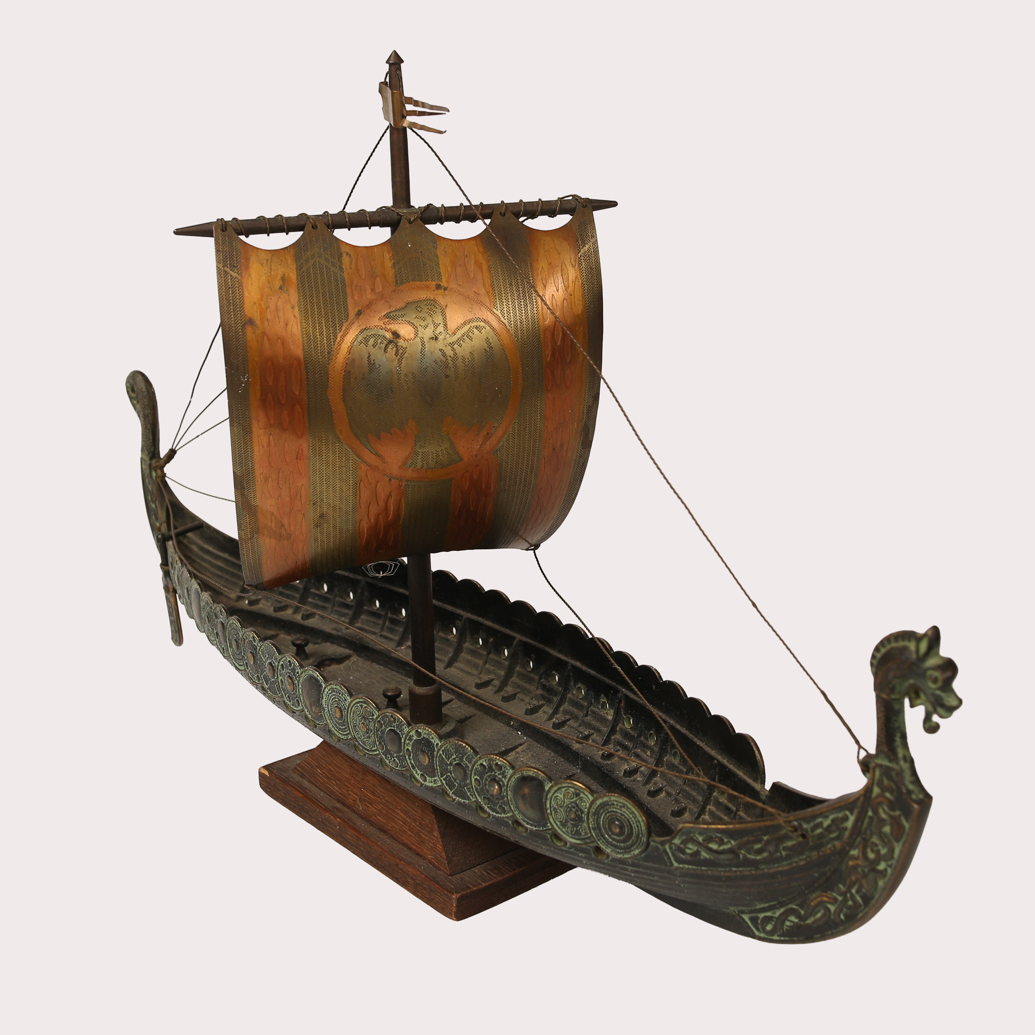 VIKINGASKEPP, Edward Aagaard för Iron Art, Danmark, brons, 1950/60-tal.