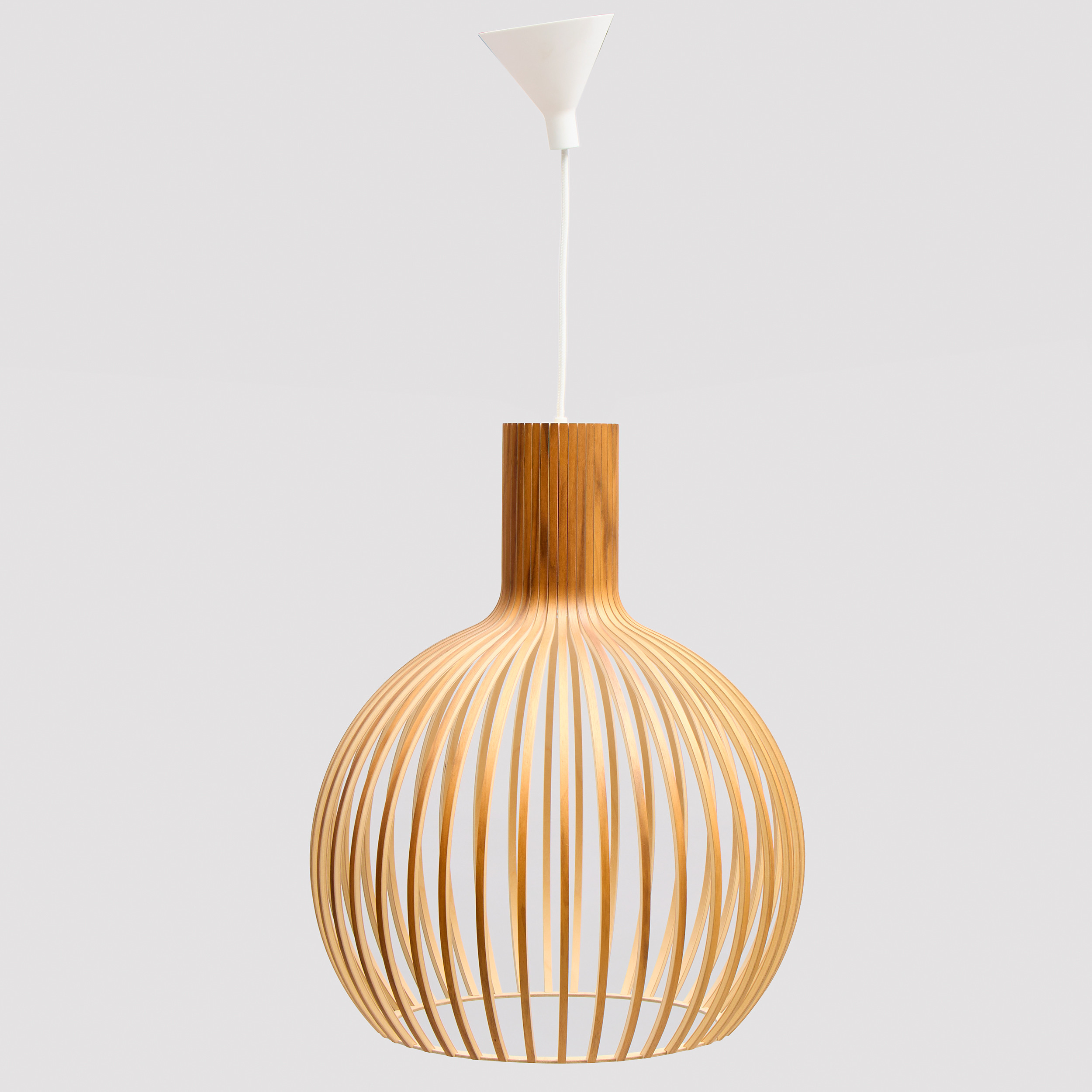 SEPPO KOHO. Taklampa, "Octo small 4241", Secto Design Oy, Finland, samtida produktion.