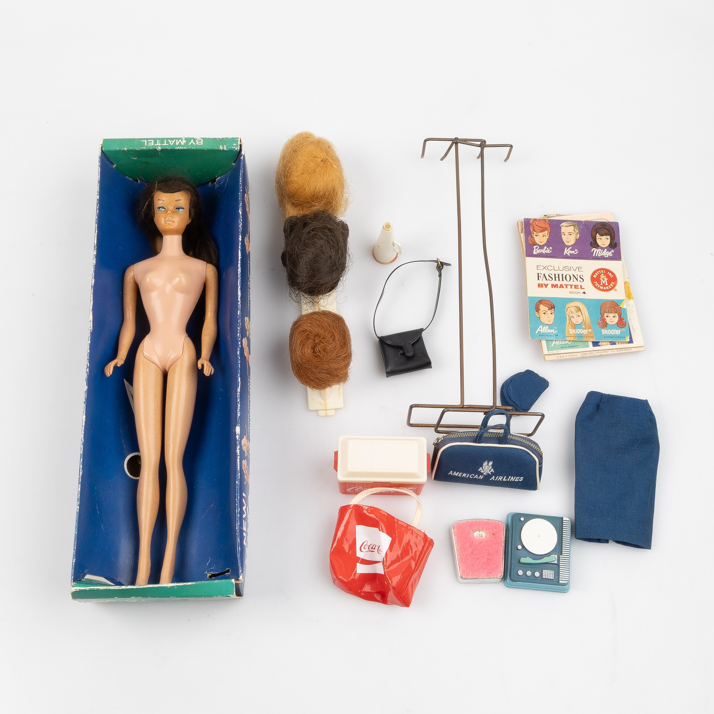 BARBIE, Mattel, parti kläder, dräkter och accessoarer med mera, mestadels 1960-tal, OBS. FLER BILDER.