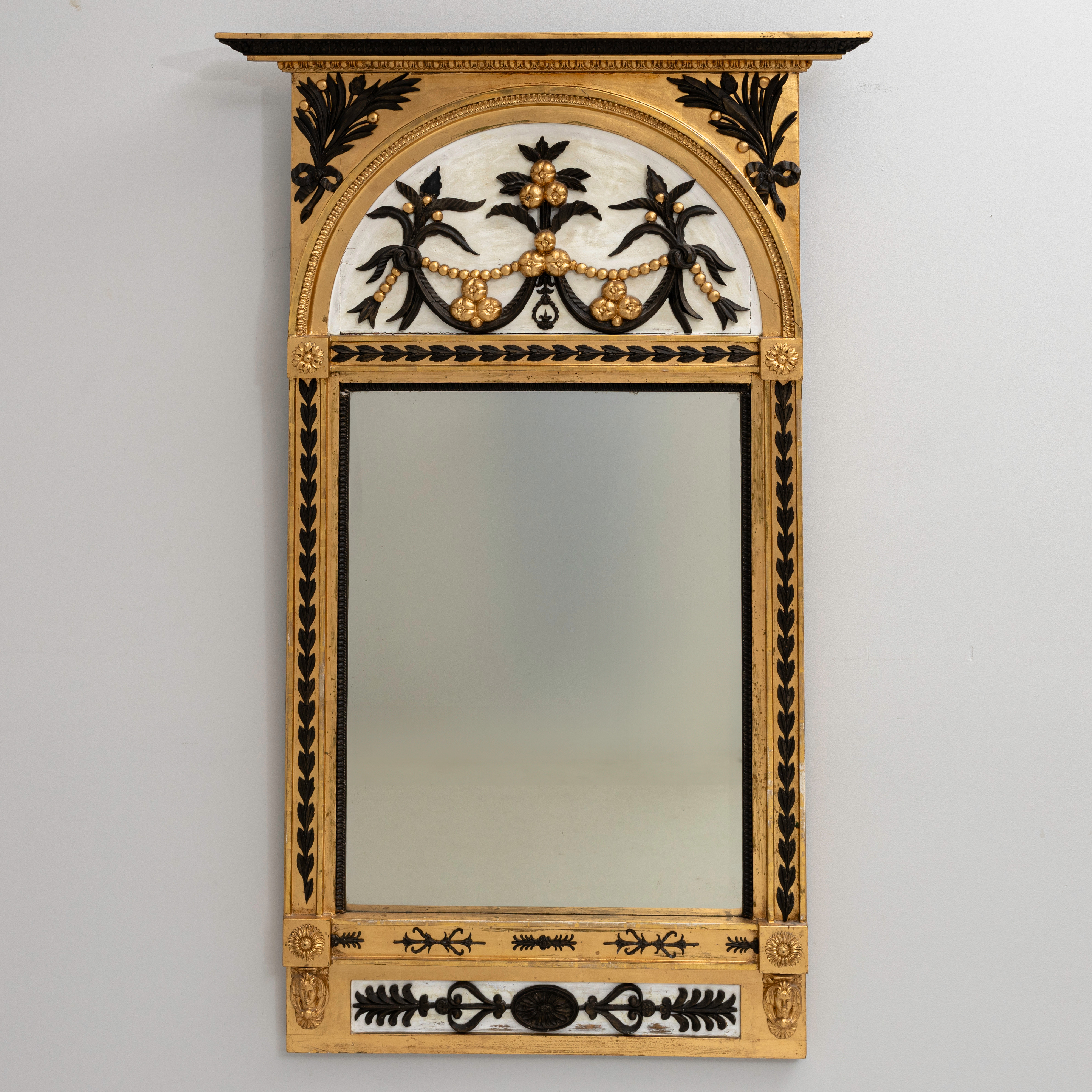 SPEGEL, sengustavianskt stockholmsarbete, omkring 1800.