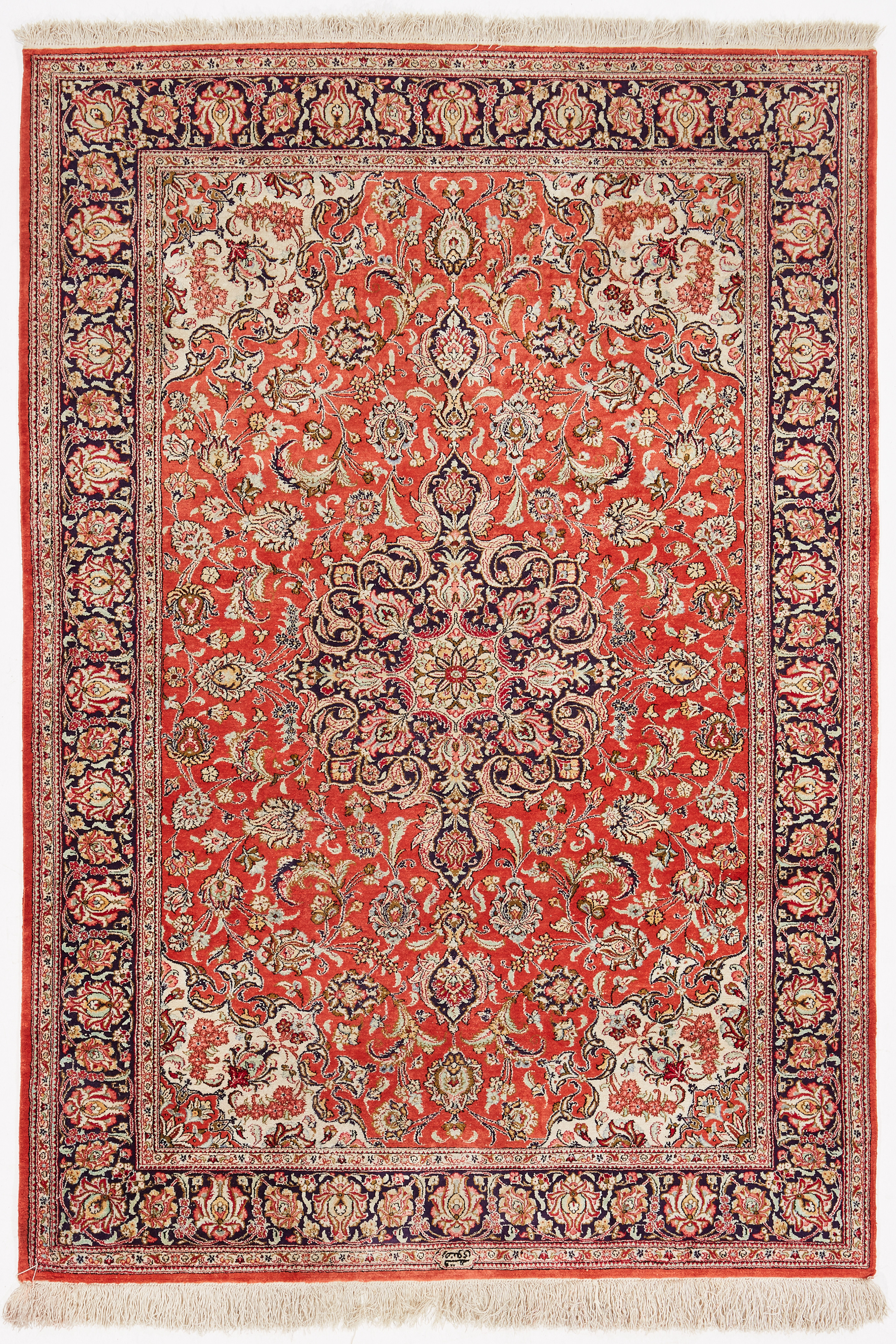 ORIENTMATTA, Gohm, siden, 200 x 140 cm, signerad.