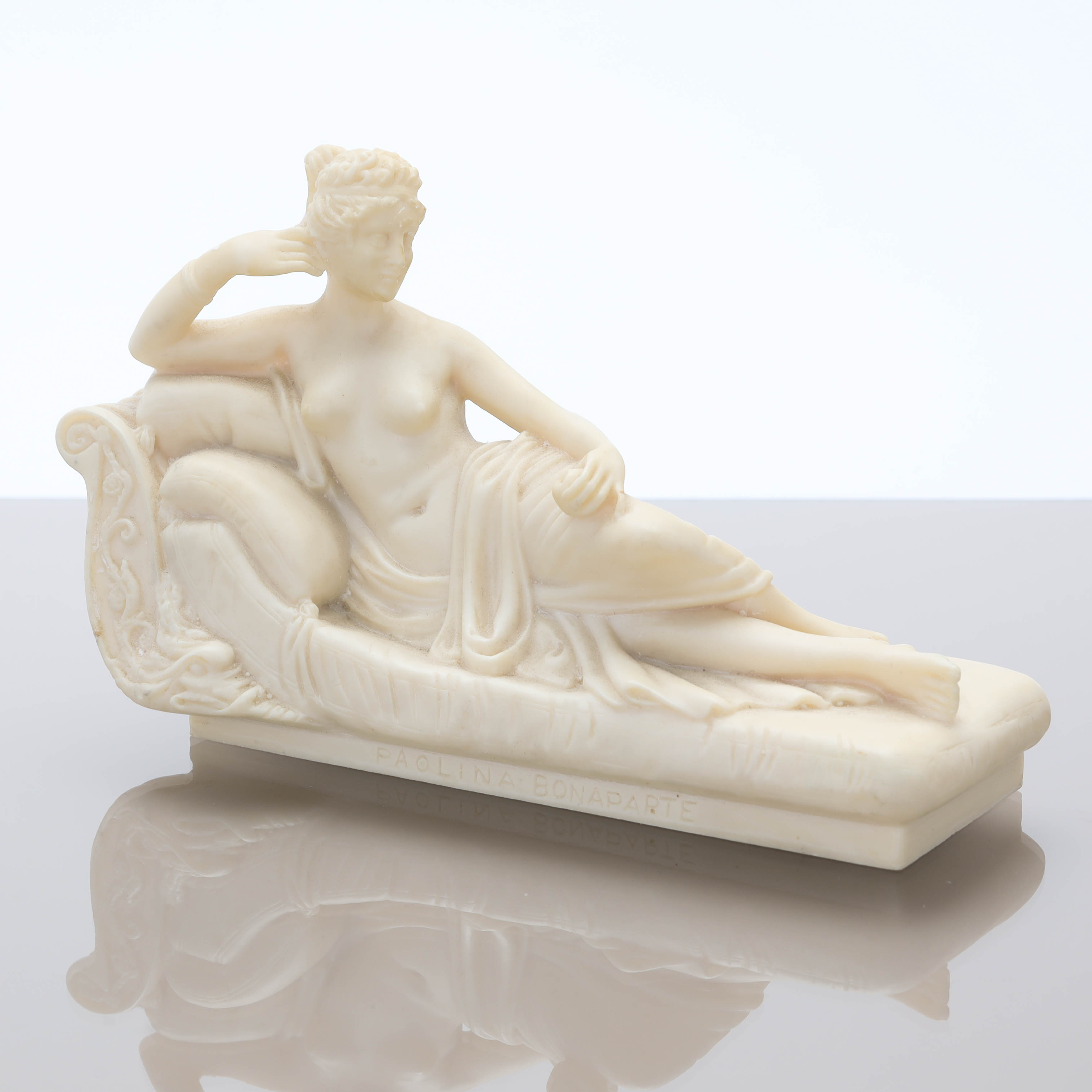 SKULPTUR, efter Antonio Canova, stenmassa, "Pauline Borghese/Venus victrix", 1900-tal.