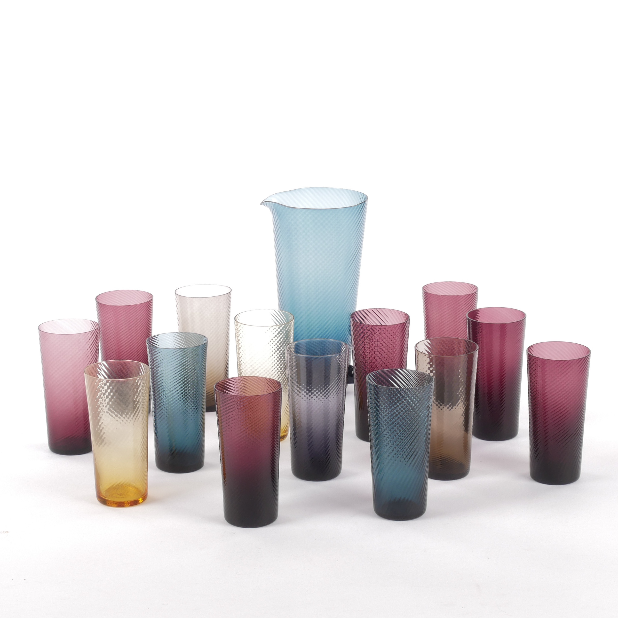 LENNART ANDERSSON. Saftservis, 15 delar, "Snoddas", olikfärgat glas, Gullaskruf.