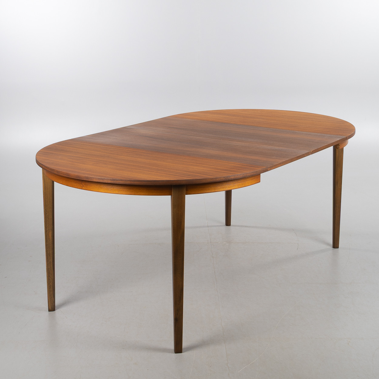 LINDEN MÖBELFABRIK, Horda, Matbord, teak, 1960-tal.