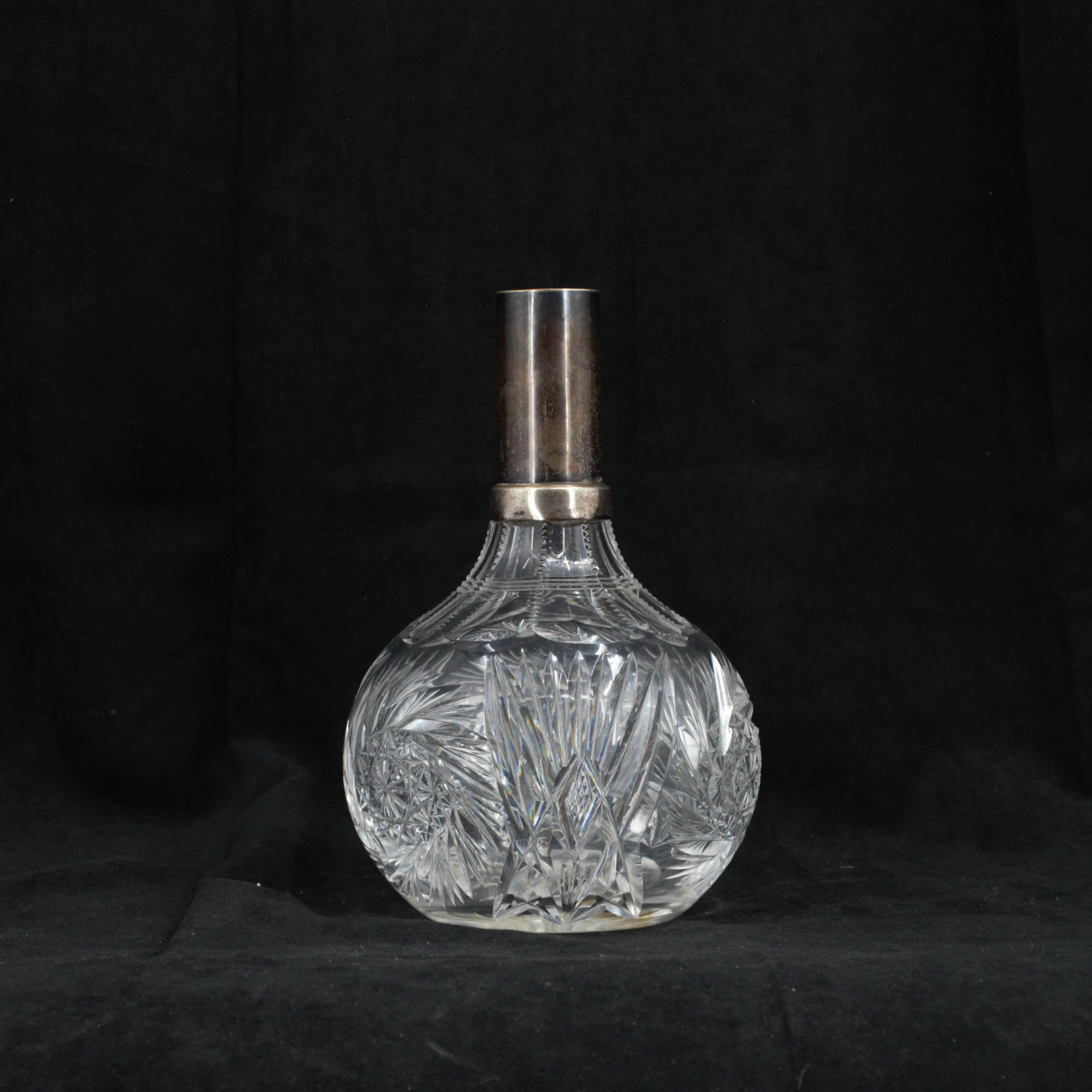 KARAFF, slipad mönster, munstycke av silver, stämplad A Nilsson, 1917.