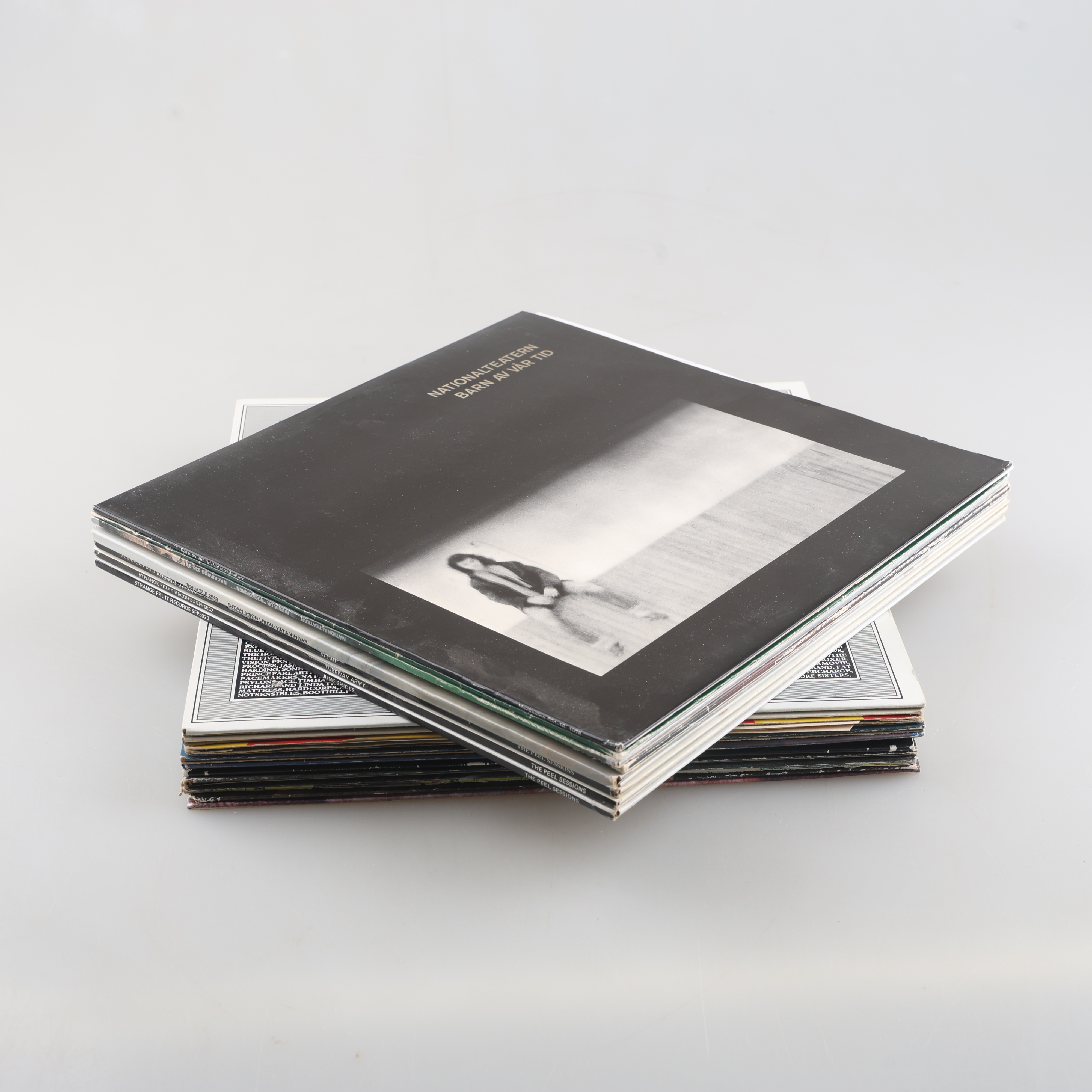 VINYLSKIVOR, 17 stycken, rock, pop m.m.