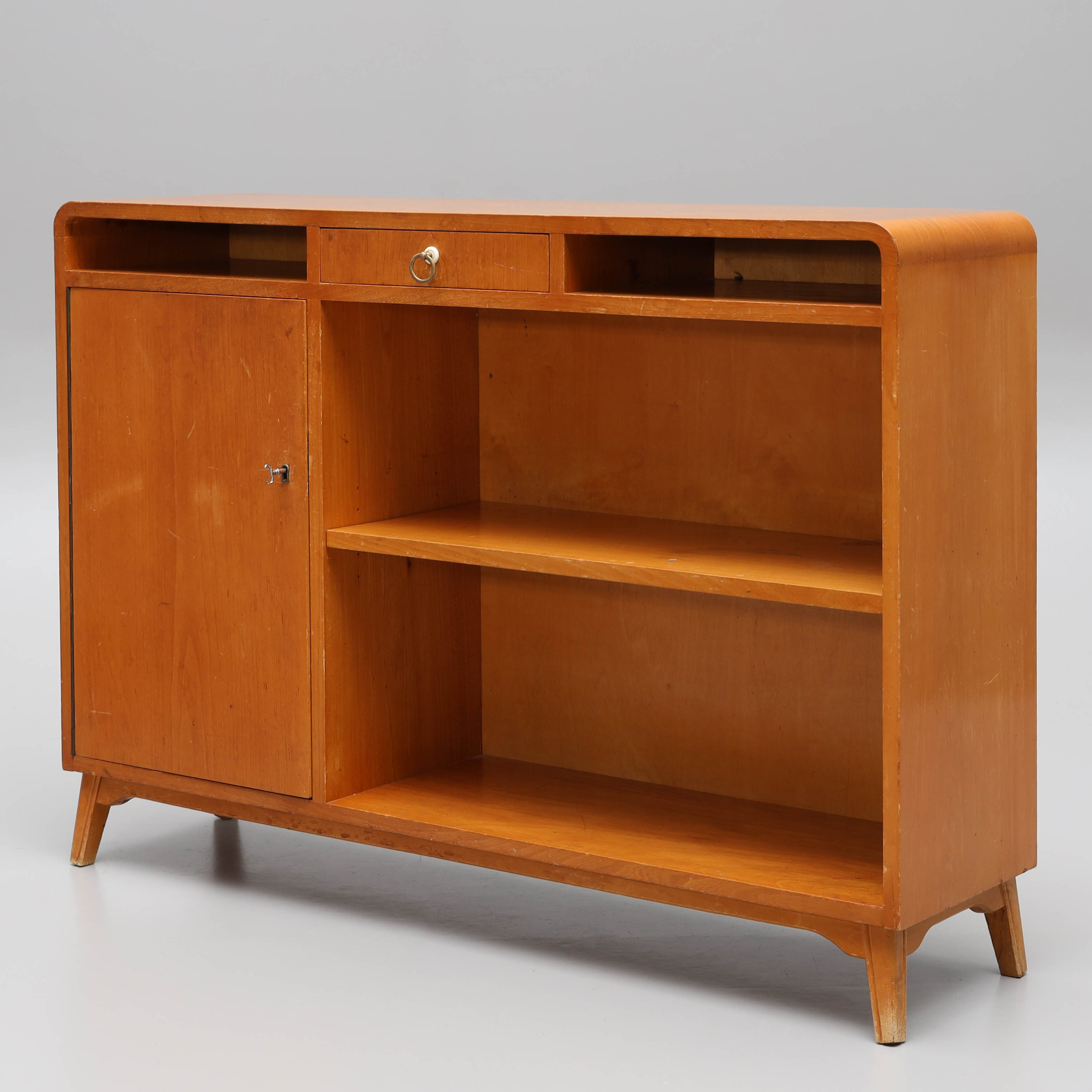 SIDEBOARD, med bokhylla, fanérad i alm, 1930-tal.