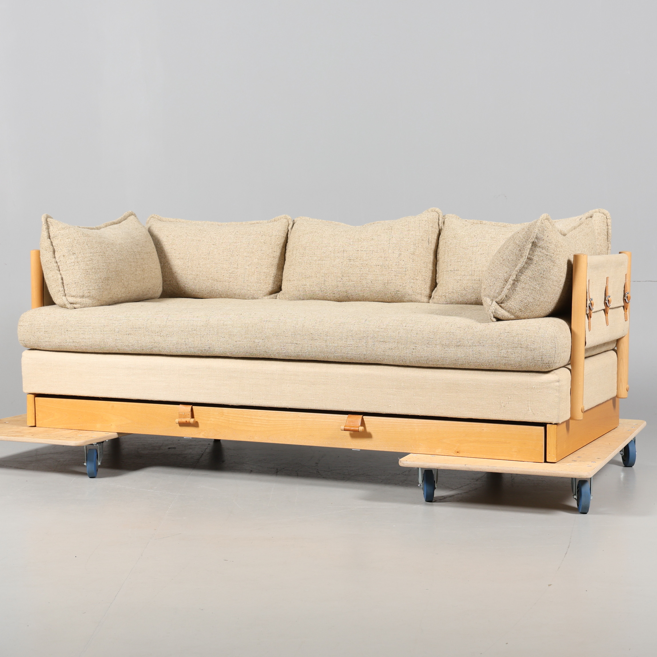 BROR BOIJE. DAGBÄDD/SOFFA, DUX, 1900-talets andra hälft.