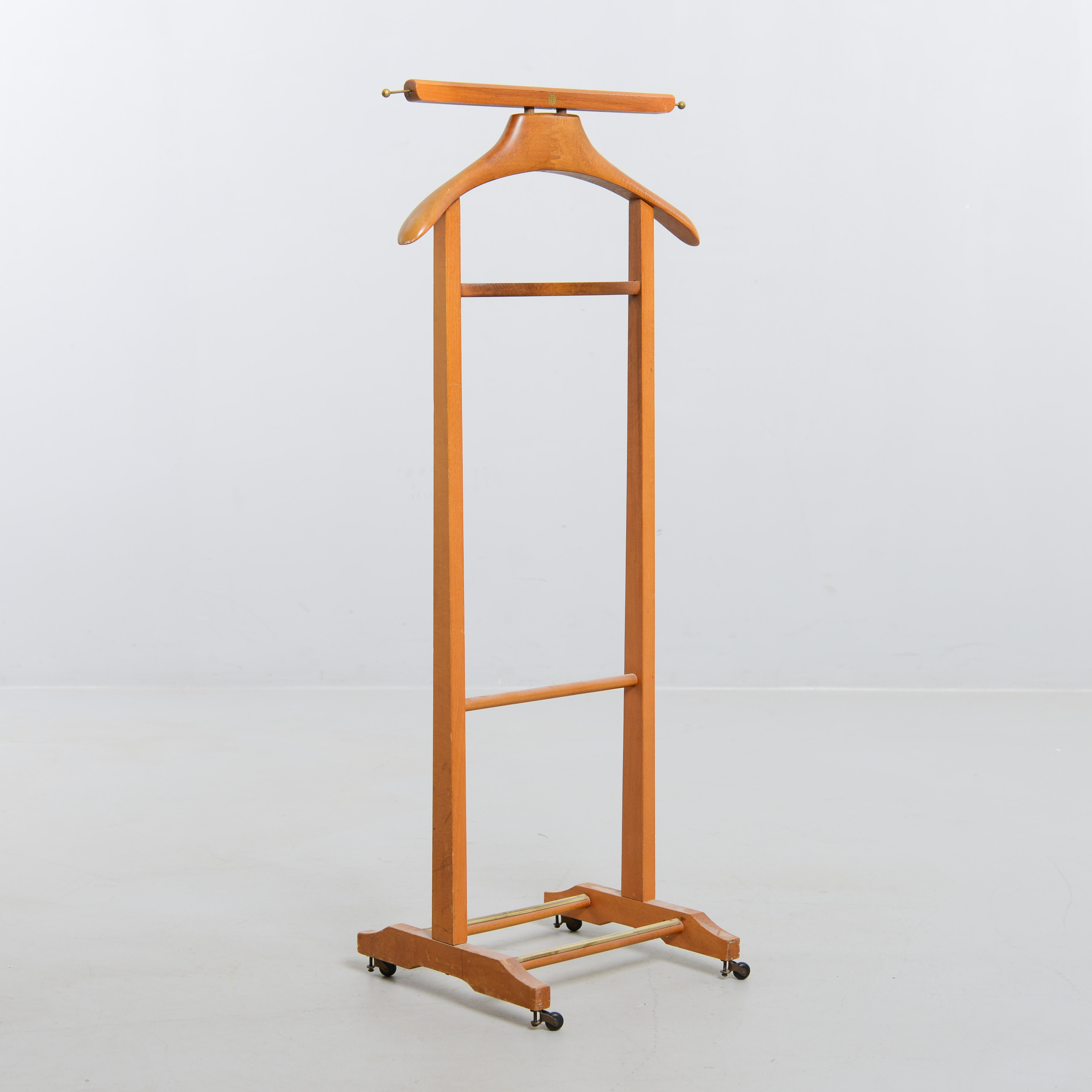 FRATELLI REGUITTI. Herrbetjänt, 1900-talets andra del.