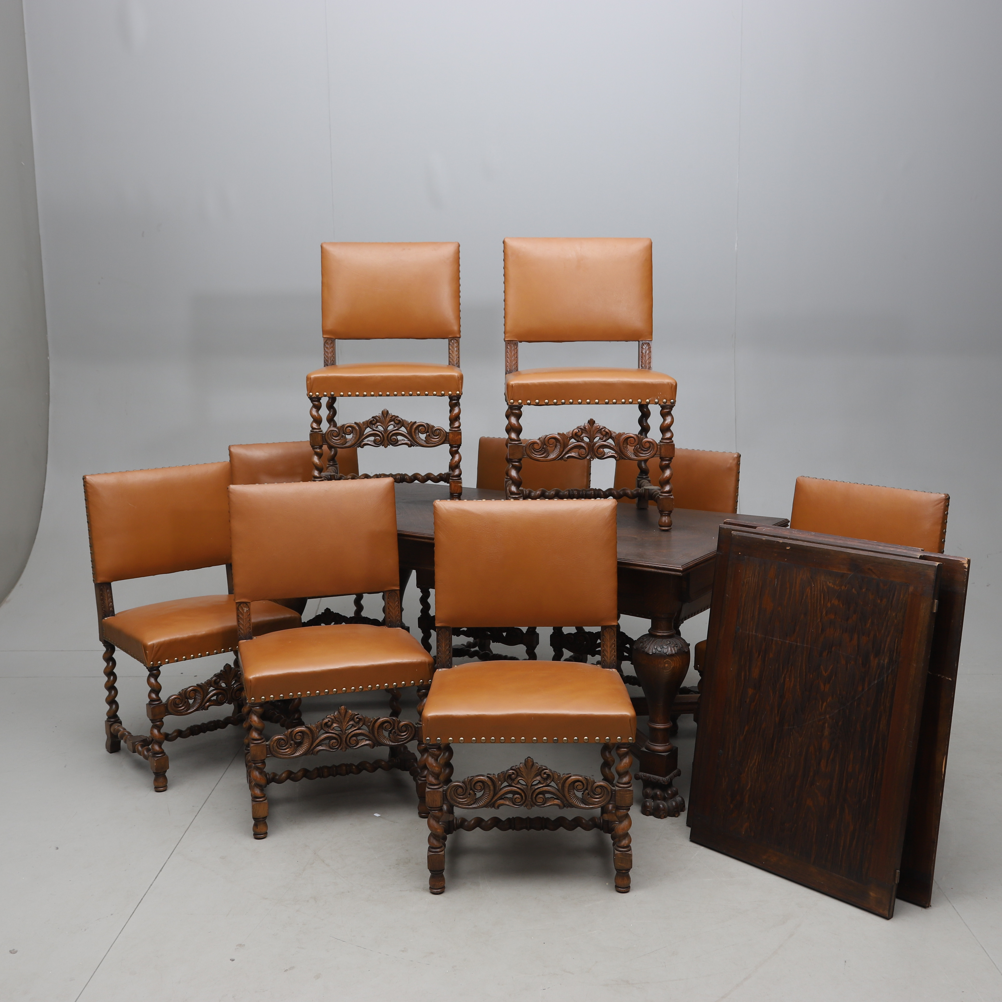 MATGRUPP, 10 delar, barockstil, Carl Johanssons Möbleringsaffär, Stockholm, 1900-talets första hälft.