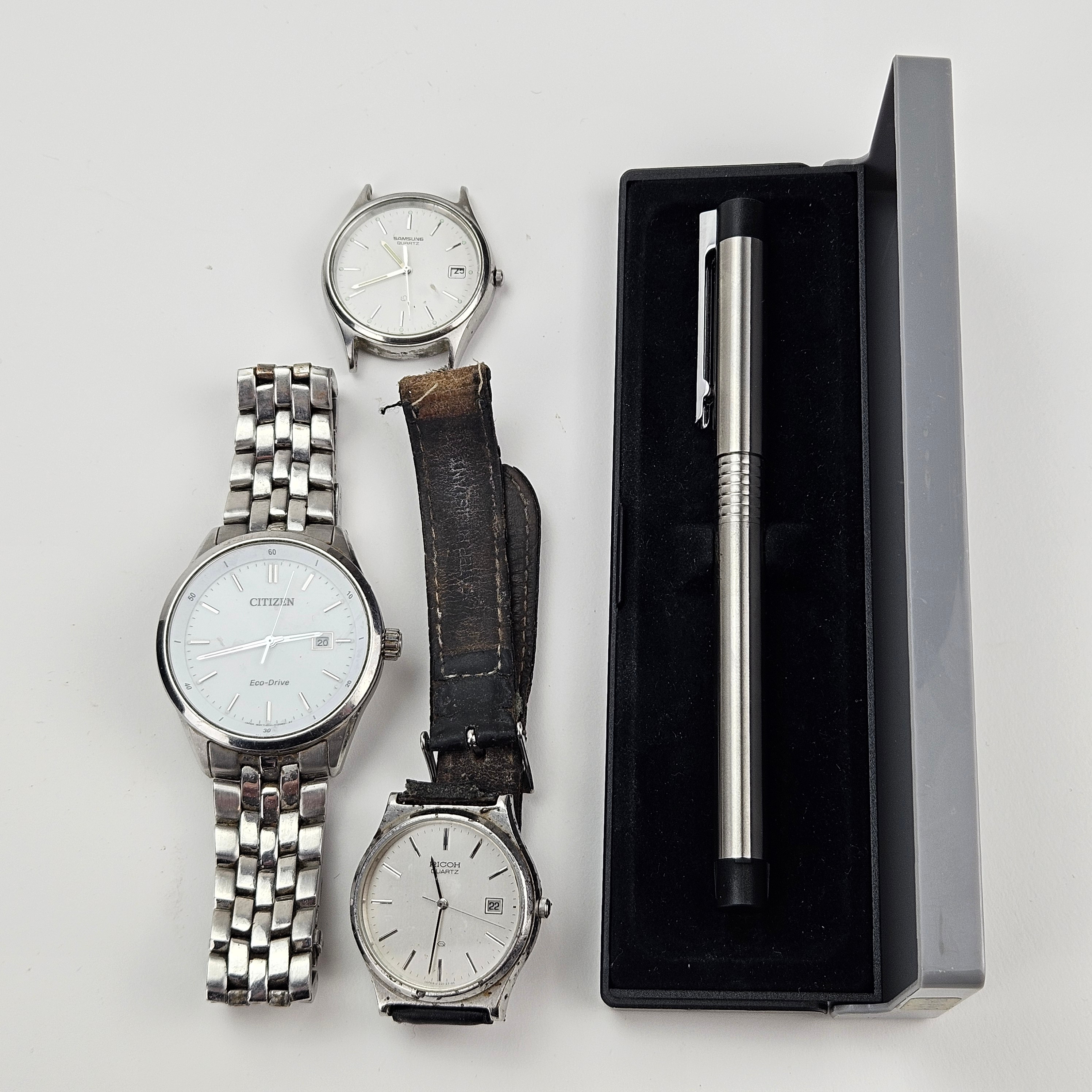 ARMBANDSUR, 3 st, stål, Samsung, Citizen Eco-drive, Ricoh, RESERVOARPENNA, Lamy.