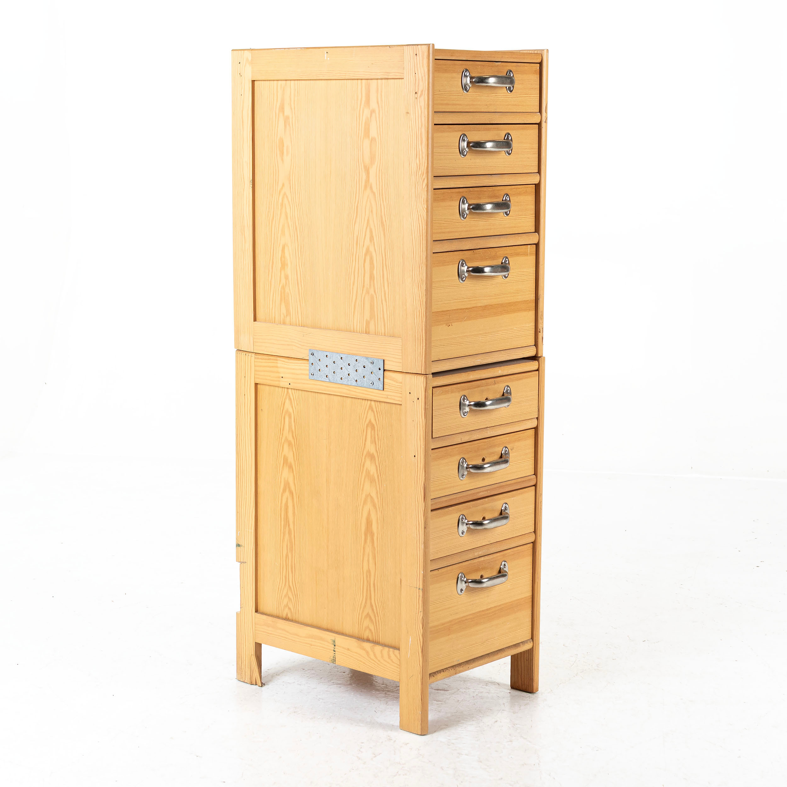 ARKIVSKÅP, 1900 - talets andra hälft.