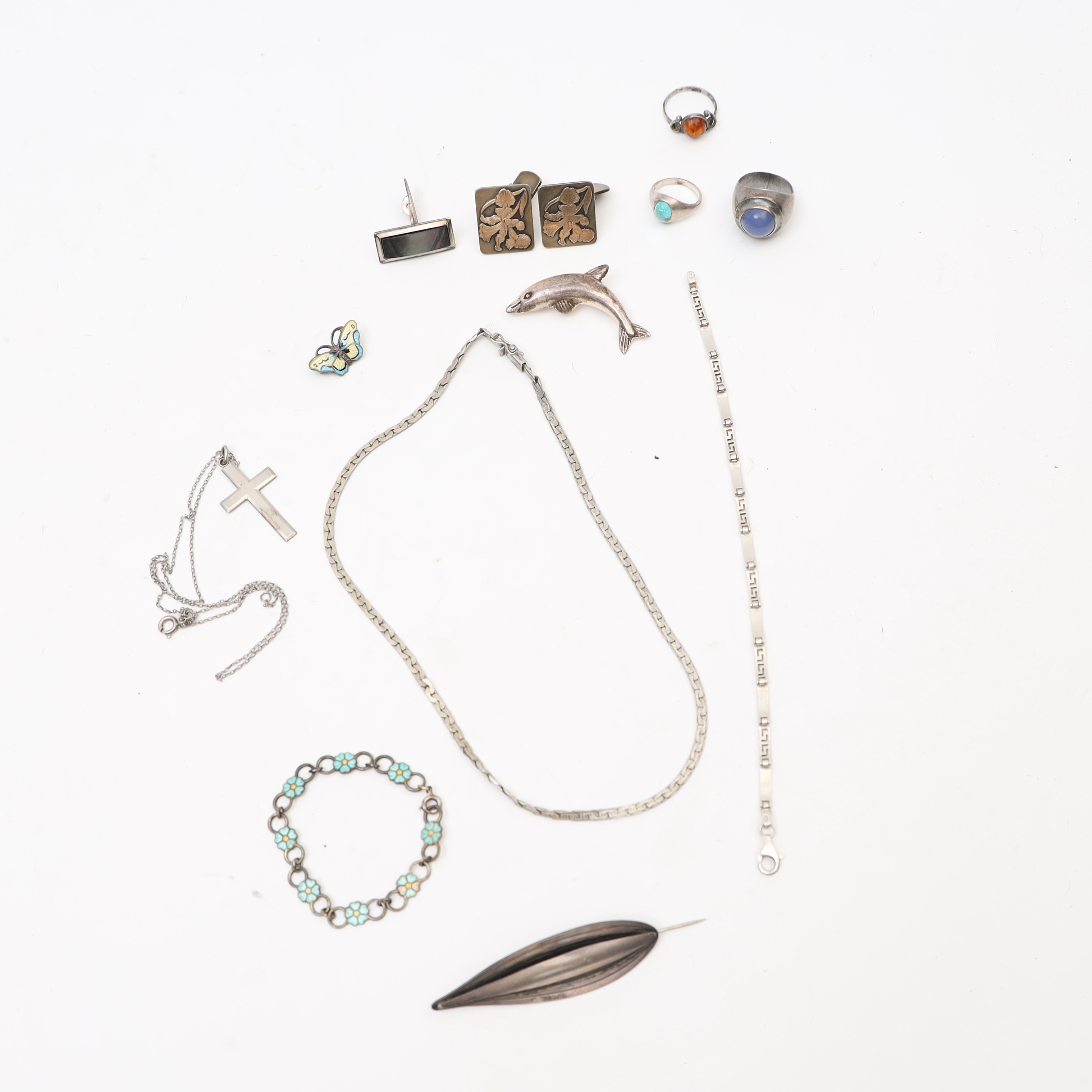 PARTI SILVERSMYCKEN, ringar, broscher, halsband, armband.