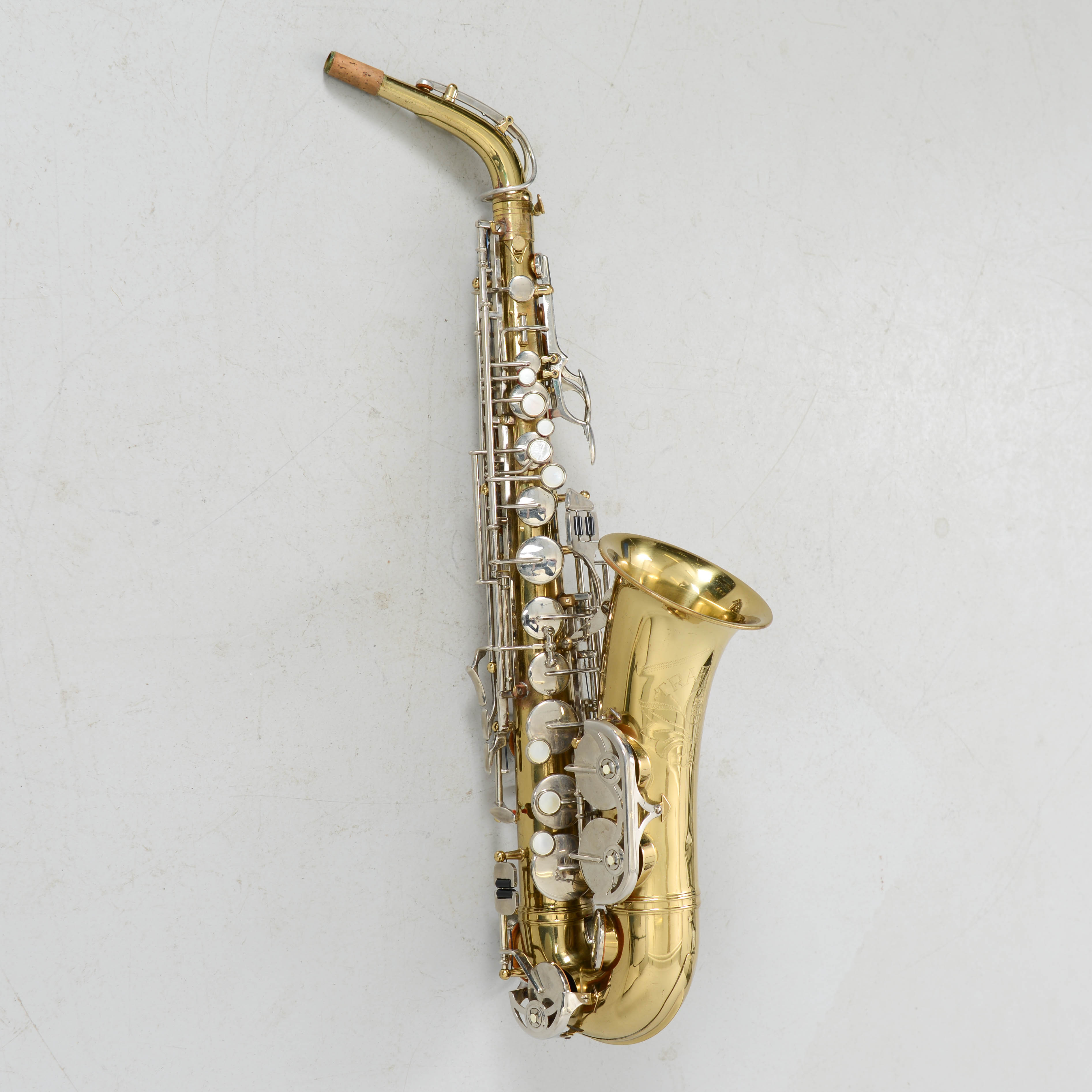 SAXOFON i väska, Trafford, 1900-talets andra del.