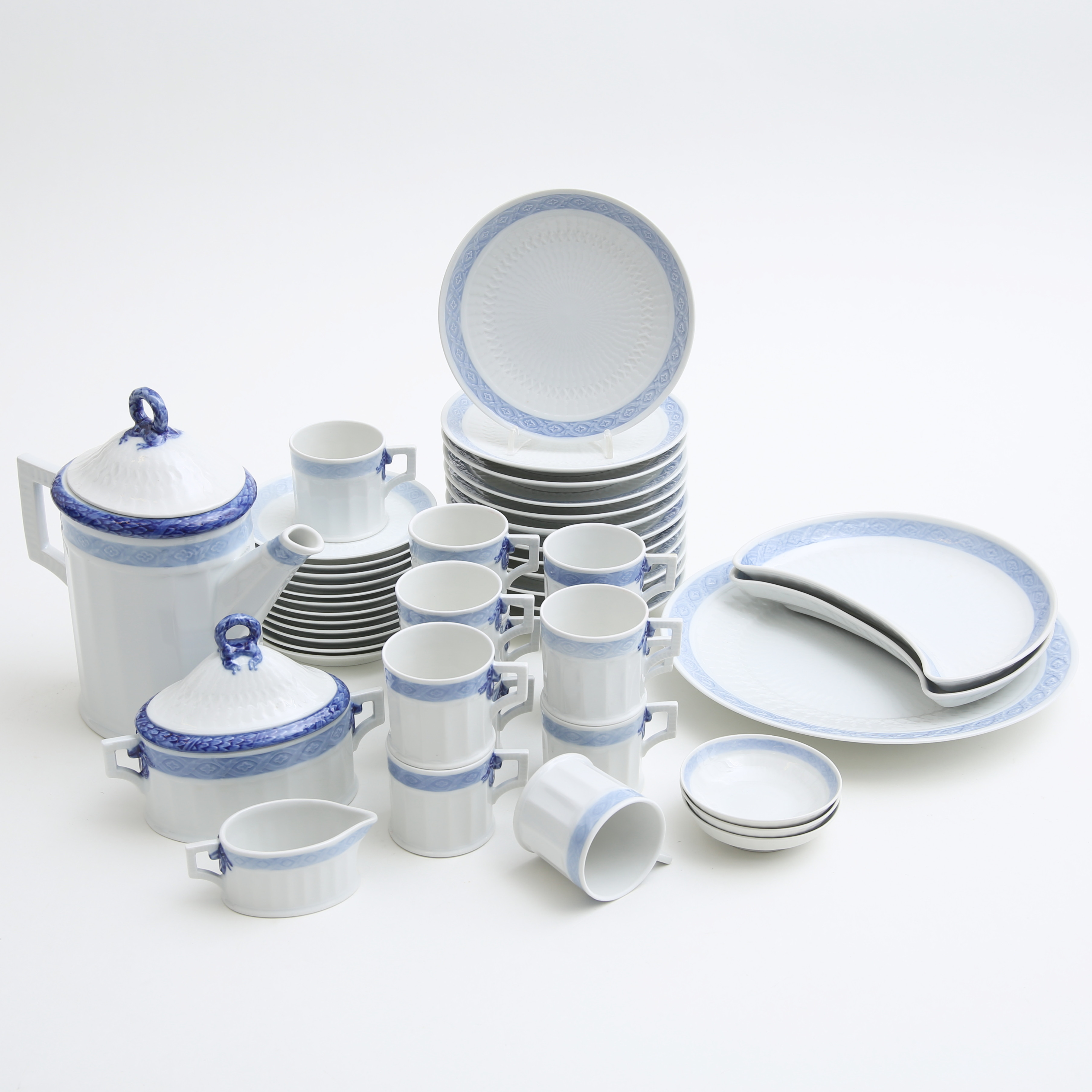 ARNOLD KROGH. Kaffeservis, "Vifte", porslin, 45 delar, Royal Copenhagen, Danmark.