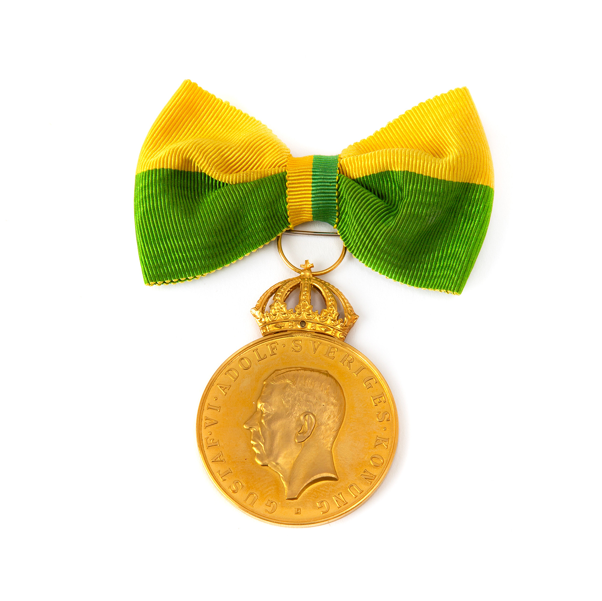 FÖRTJÄNSTMEDALJ. Kungliga Patriotiska sällskapet, "För långvarig trogen tjänst", 23K/18K guld.