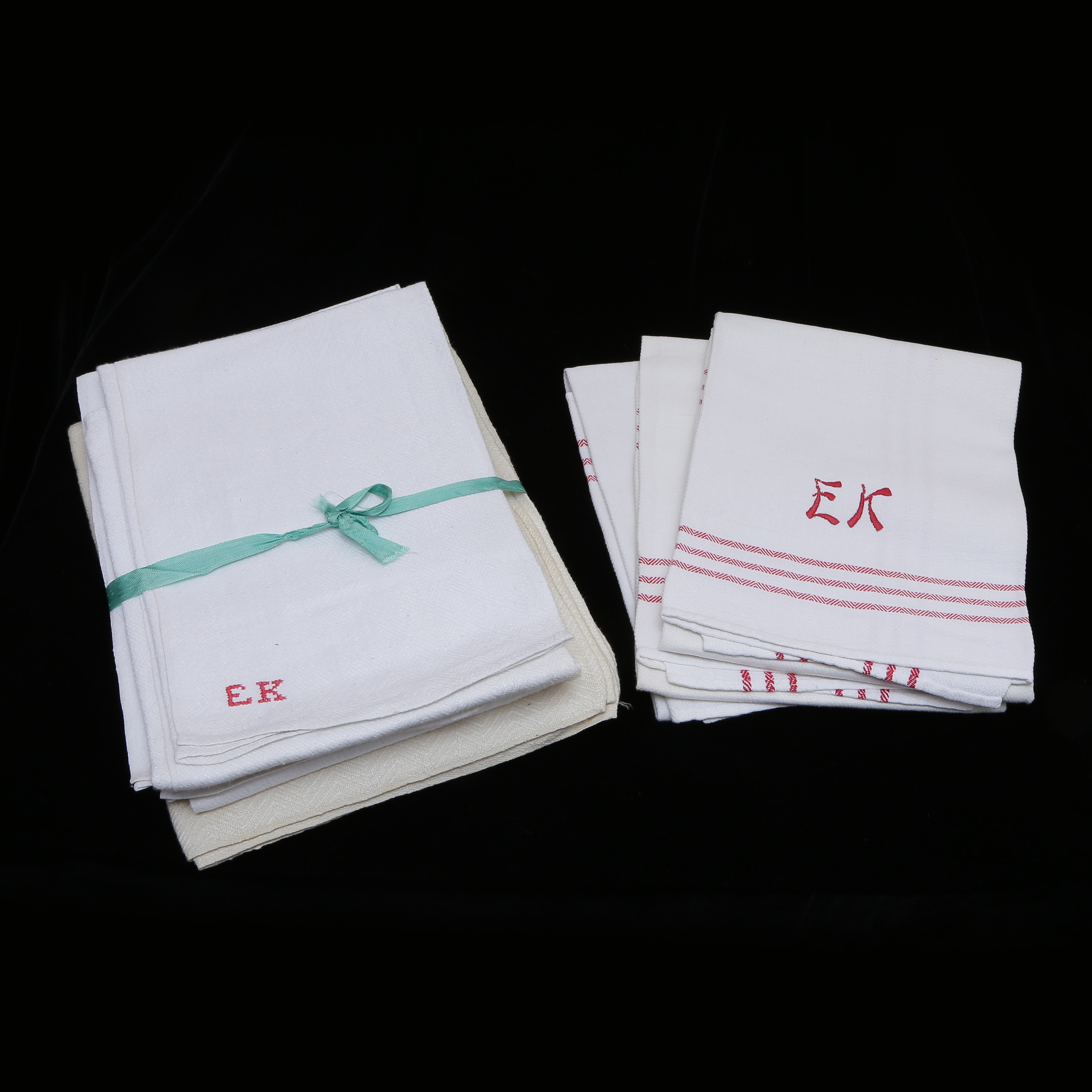 SAMLING KÖKSHANDDUKAR I LINNE, 9 DELAR, 1900-TAL.