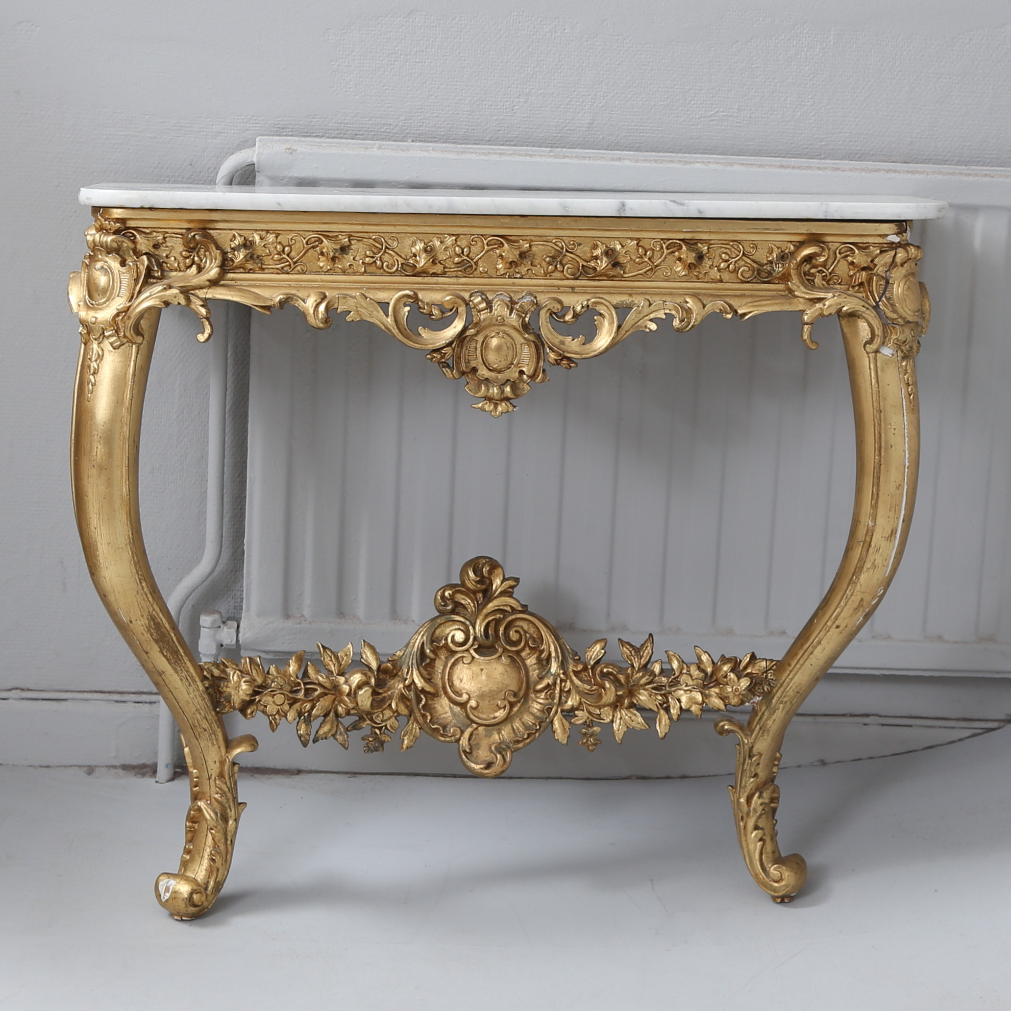 KONSOLLBORD, nyrokoko, med stenskiva, 1800-talets andra hälft.