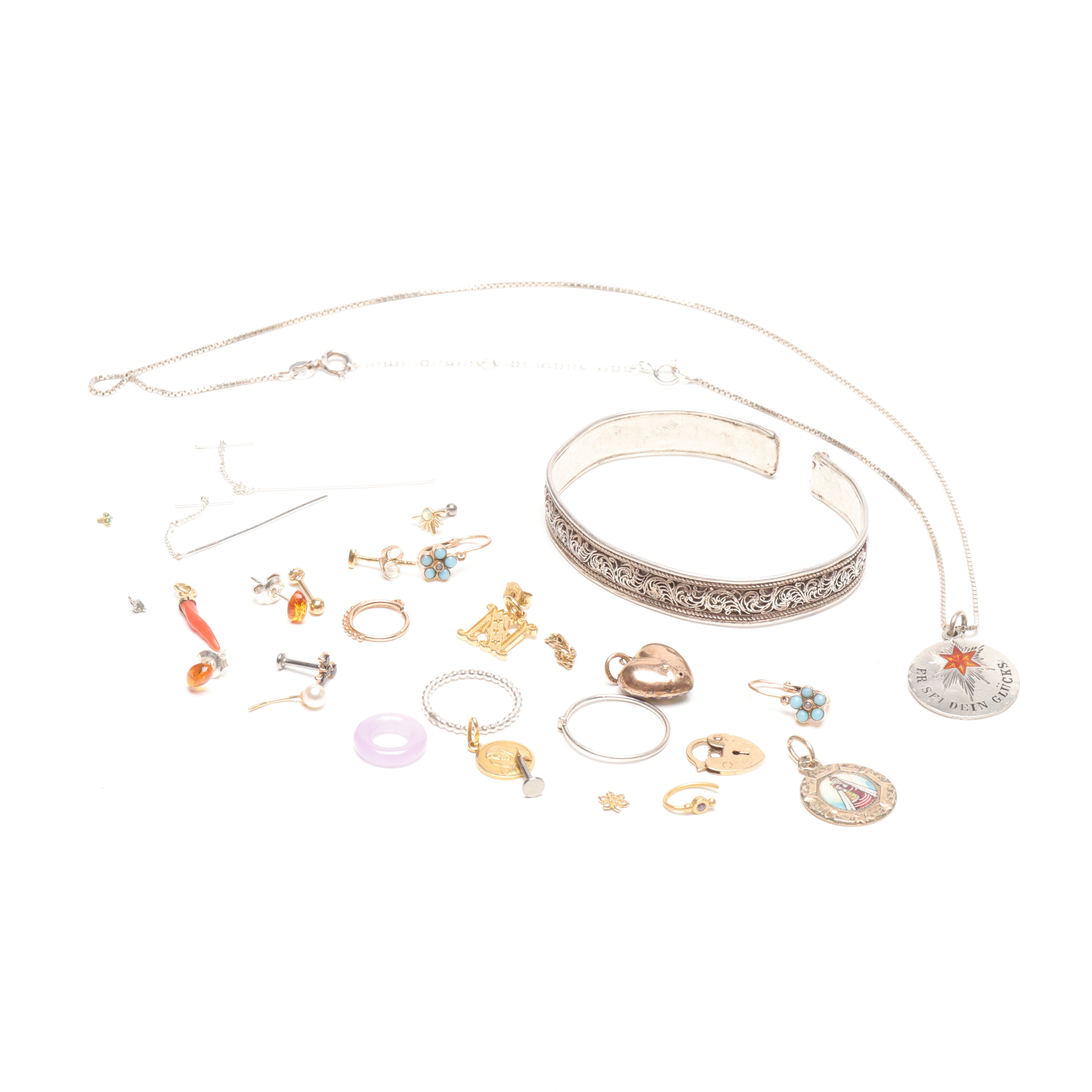 SMYCKEN mestadels guld och silver, olika karathalter, totalvikt ca 28gram.