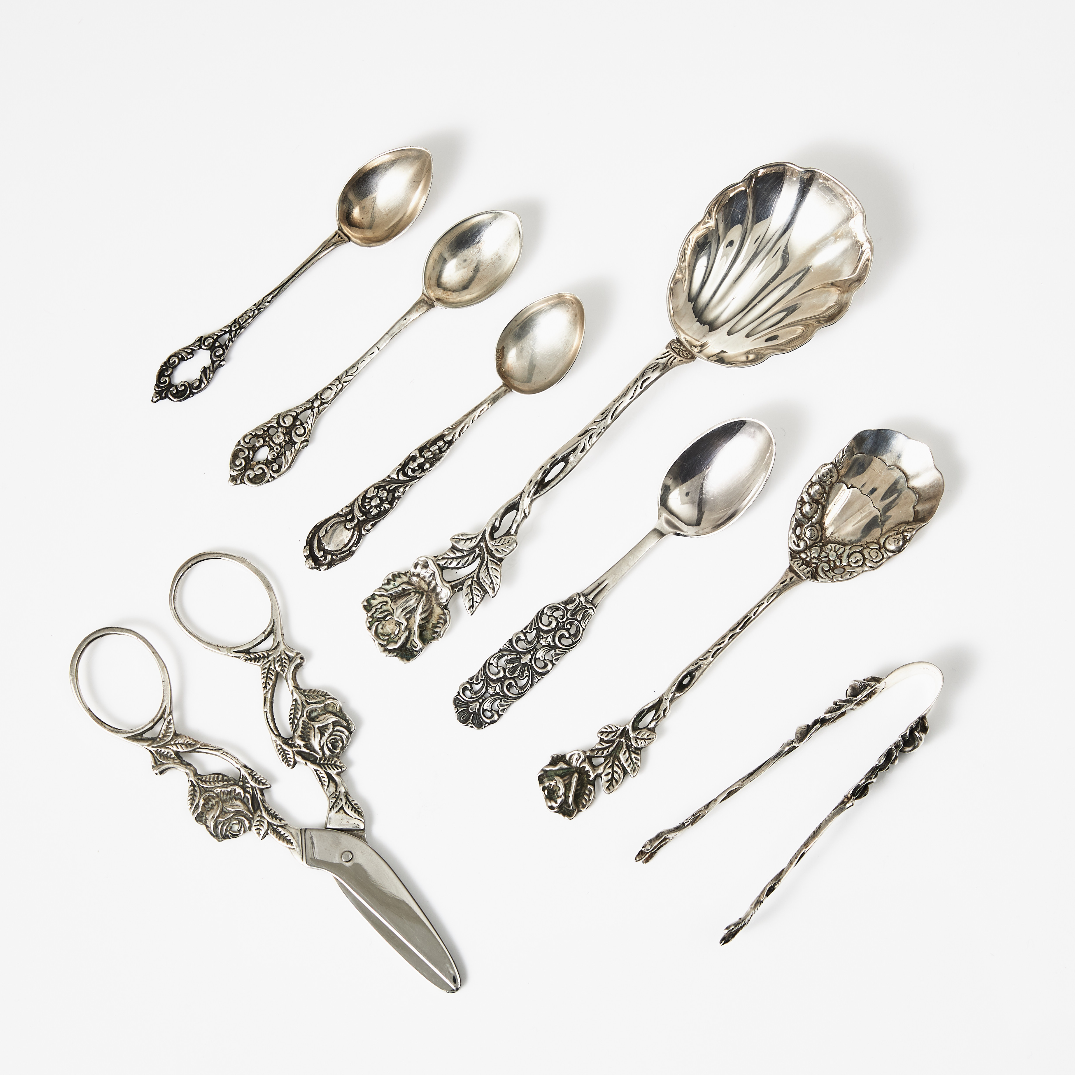 SILVERFÖREMÅL, 30 delar, olika modeller, tillverkare och år.