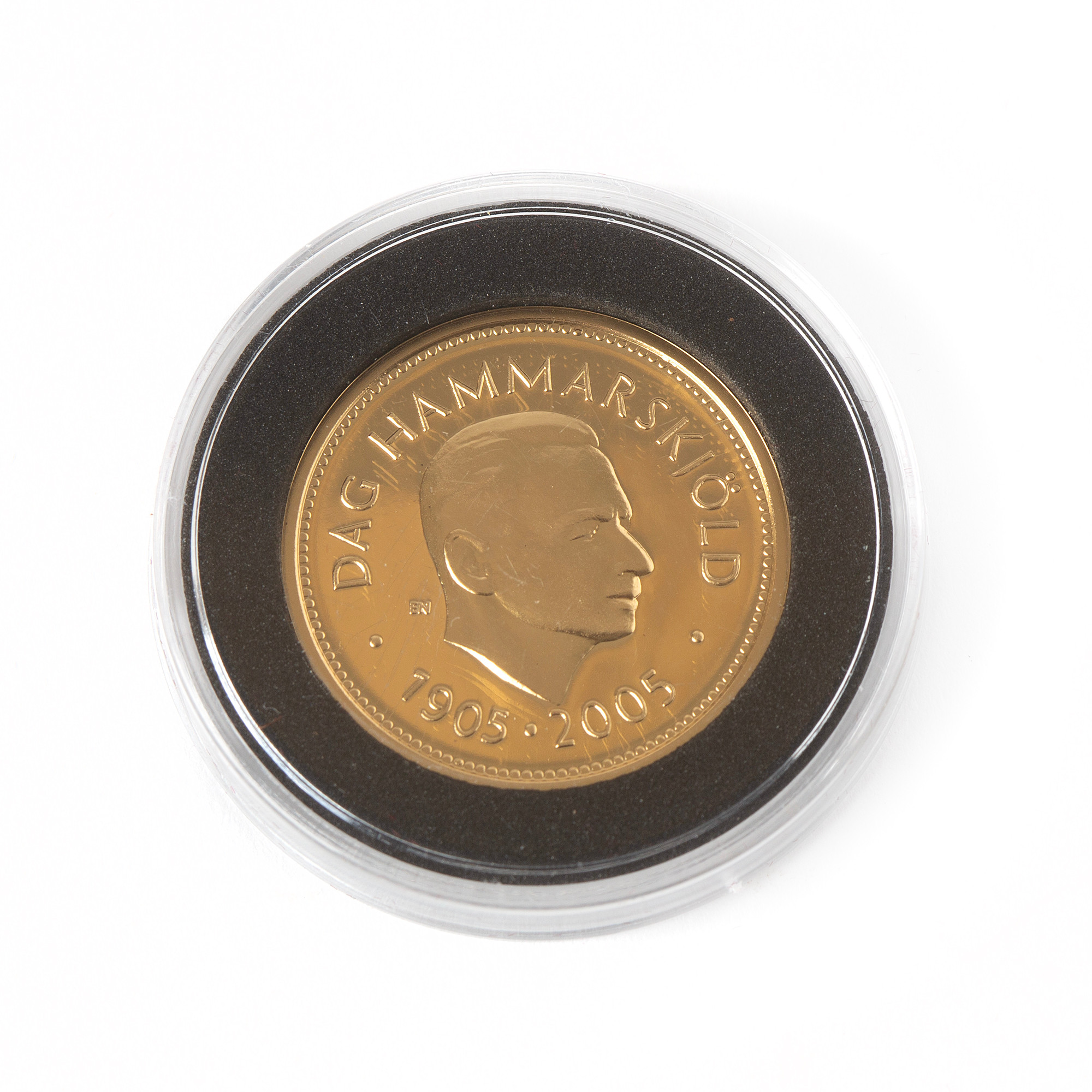 MYNT, 21,6K guld, 2000 kr, Dag Hammarskjöld, 1905-2005.