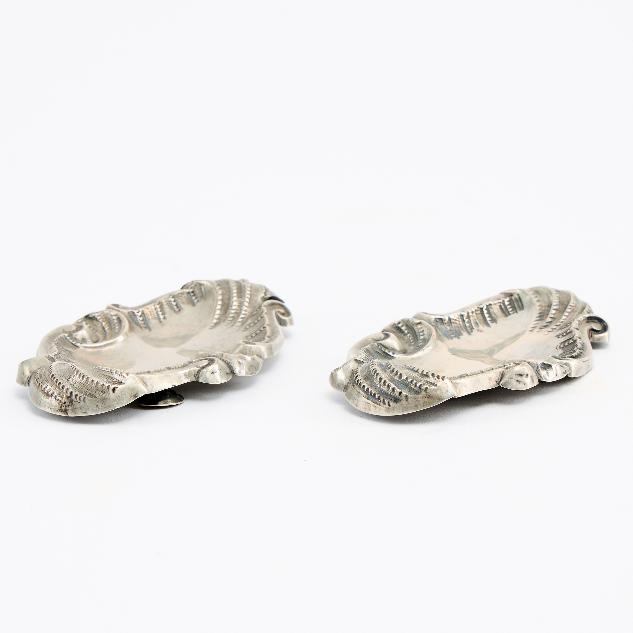 NÅLFAT, 2 stycken, oidentifierad mästare, Sverige, nyrokoko, 1800-talets slut. Silver.