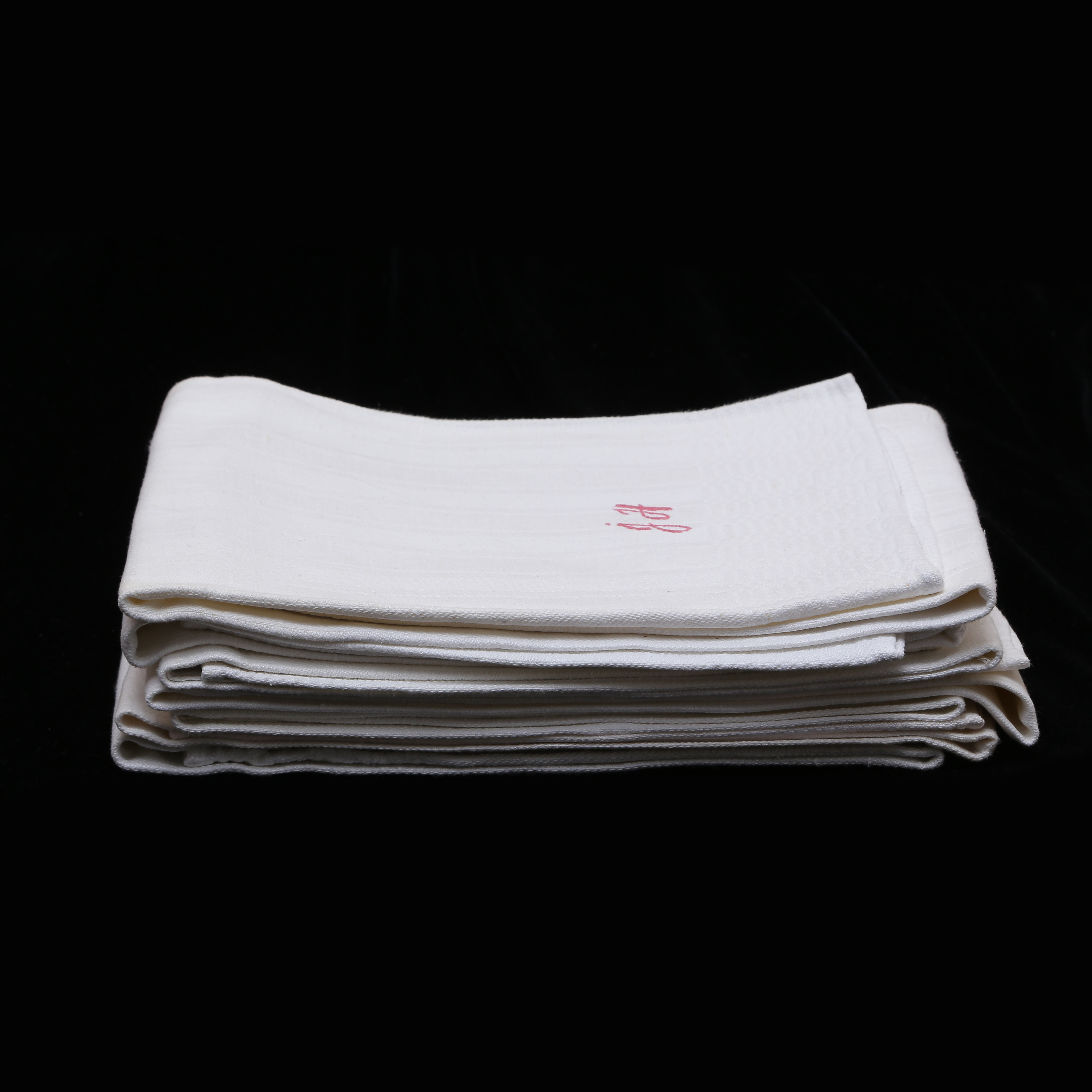 SAMLING KÖKSHANDDUKAR I LINNE, 7 DELAR, 1900-TAL.