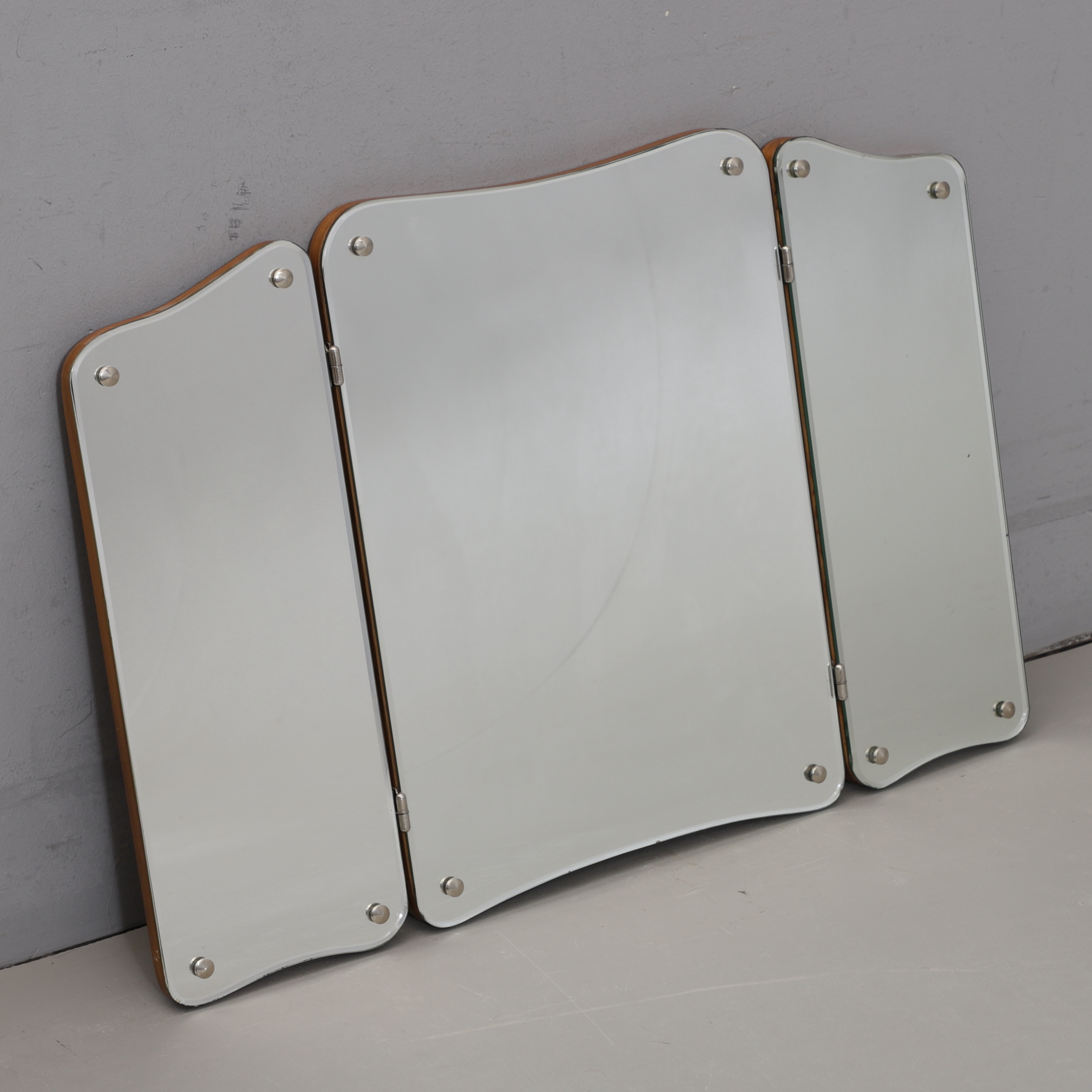 SPEGEL, mahogny, vikbar, 1950-tal.